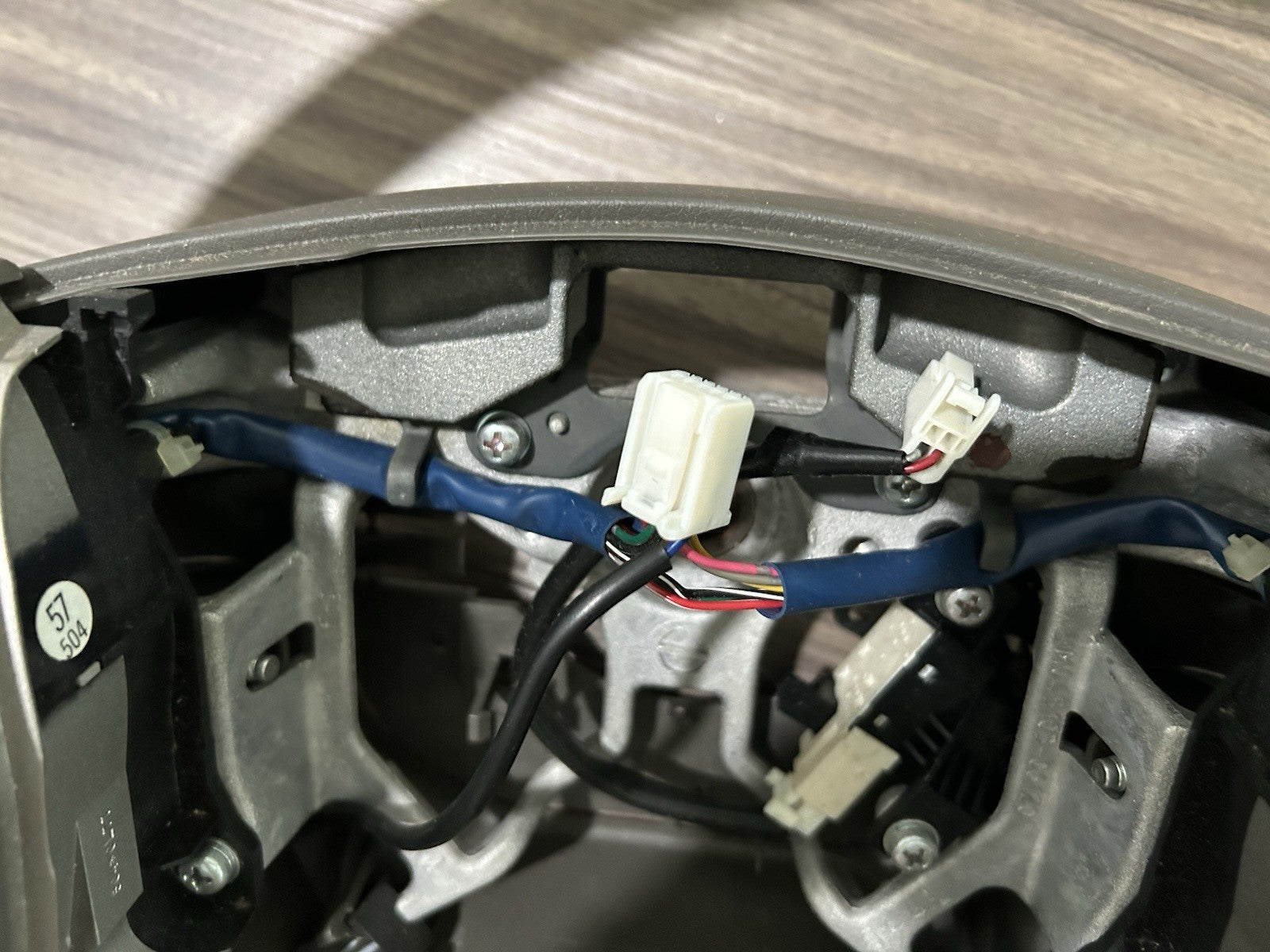 2008-11 2009 Camry XLE Steering Wheel 45103-06120 Gray w/Audio & Cruise Controls