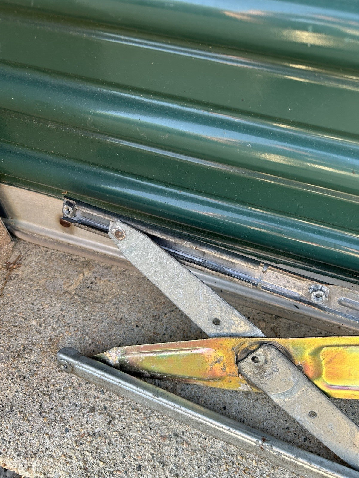 1999-2003 Lexus RX300 RX 300 Front Left Driver Window Regulator w/ Motor