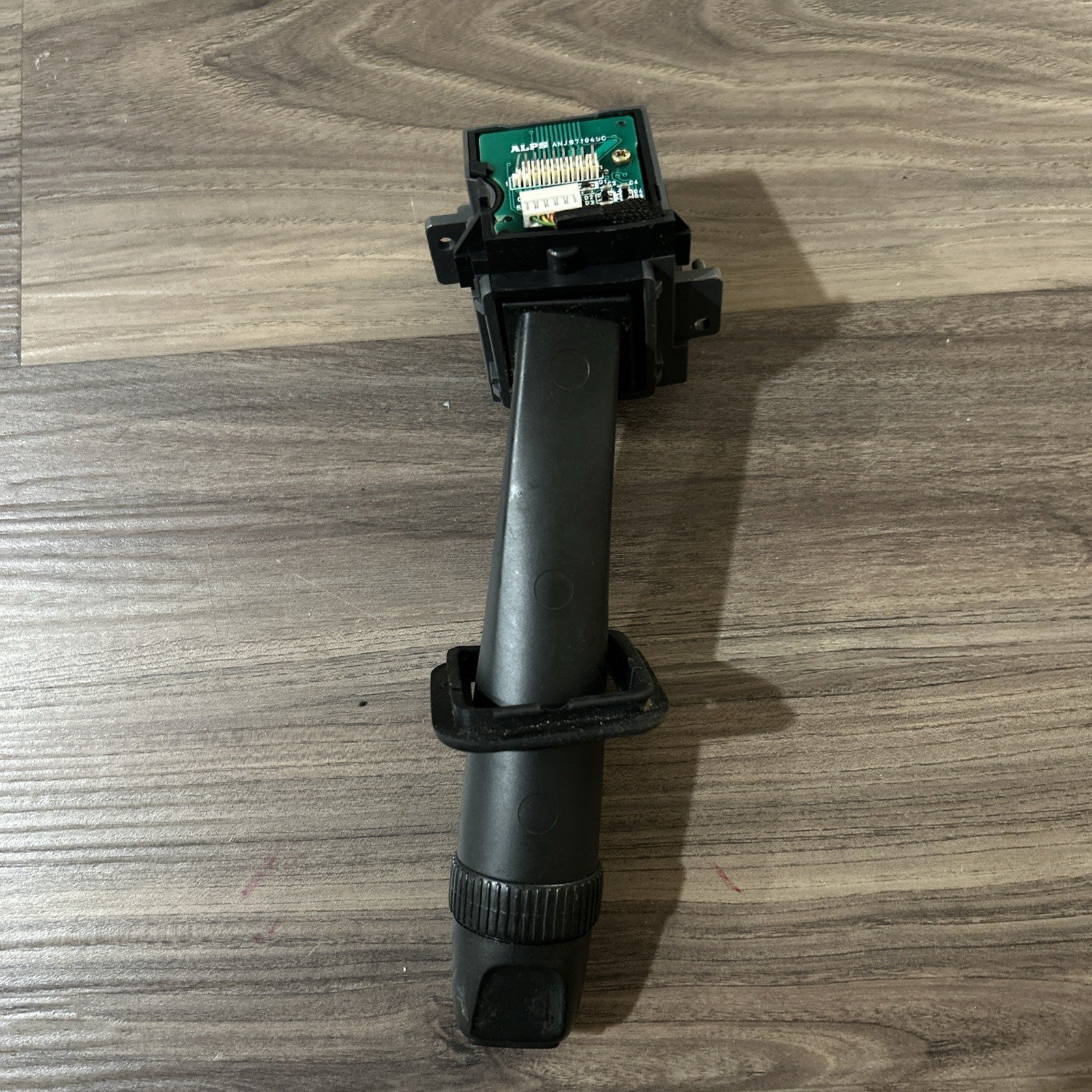 Volvo XC90 V70 XC70 Windshield Wiper Switch Stalk 8691695  2003-2014