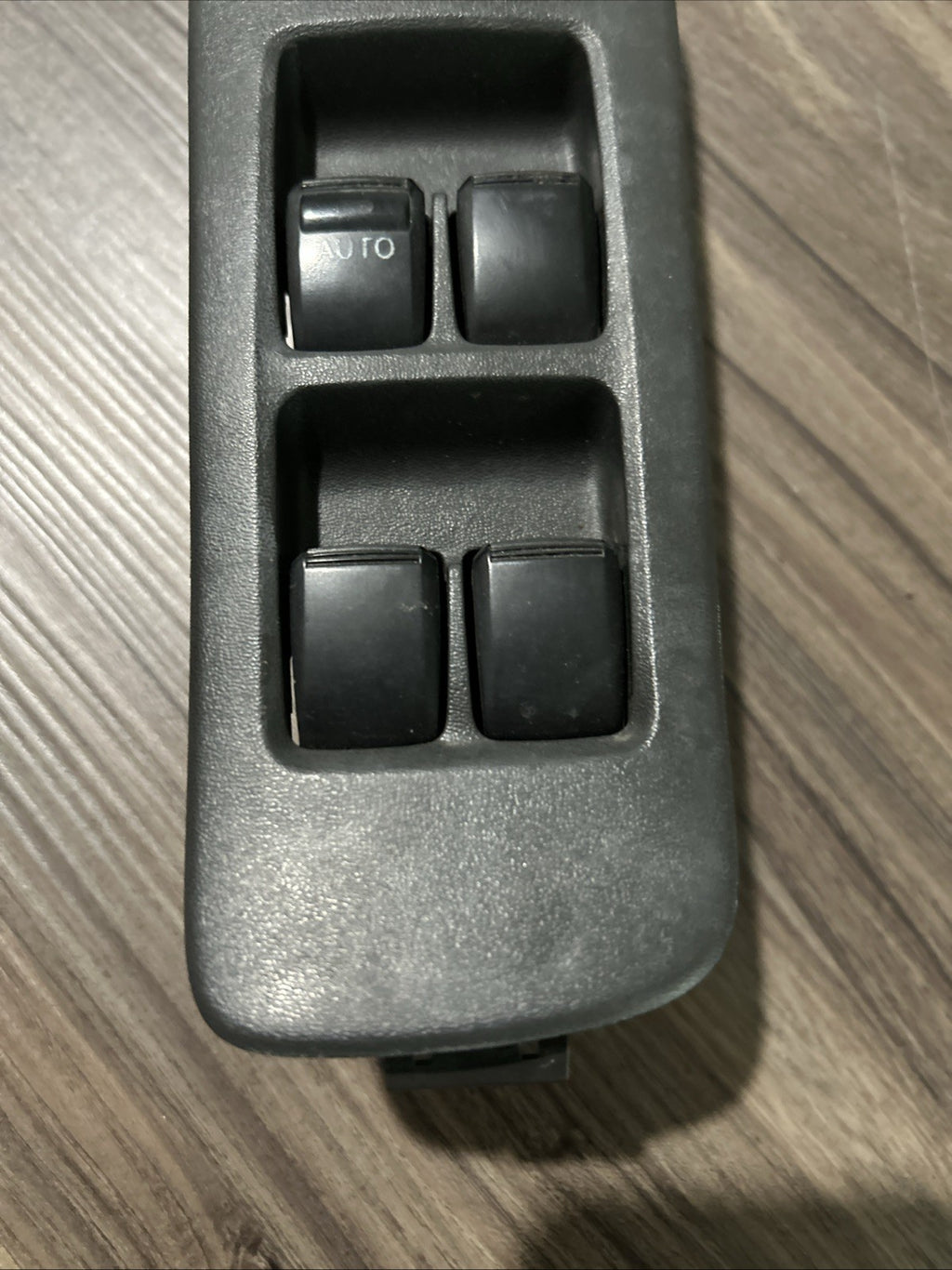 2001-2007 TOYOTA HIGHLANDER POWER MASTER CONTROL WINDOW SWITCH 84040-48121