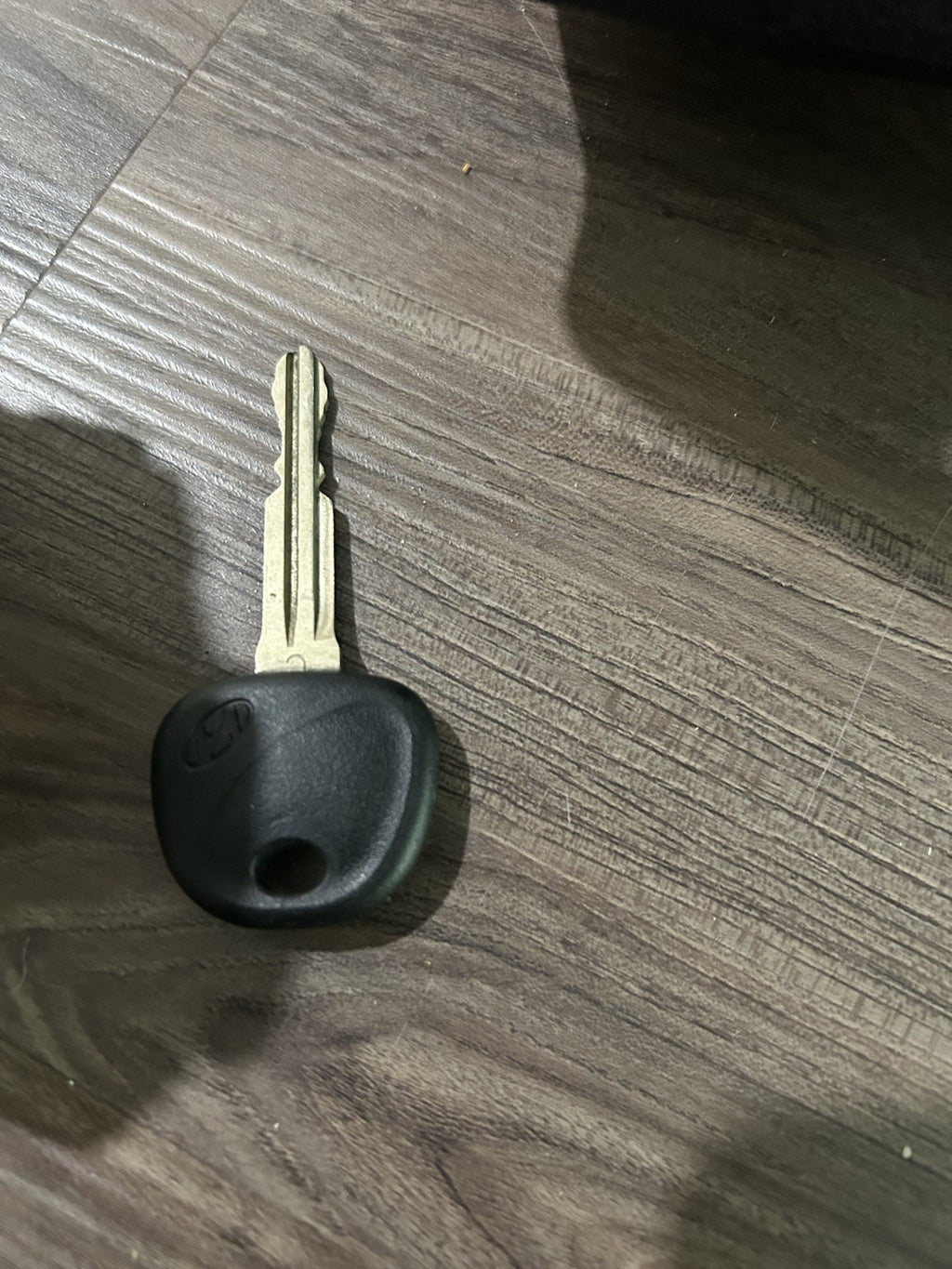 17-20 HYUNDAI ELANTRA IGNITION SWITCH  SHROUD OEM