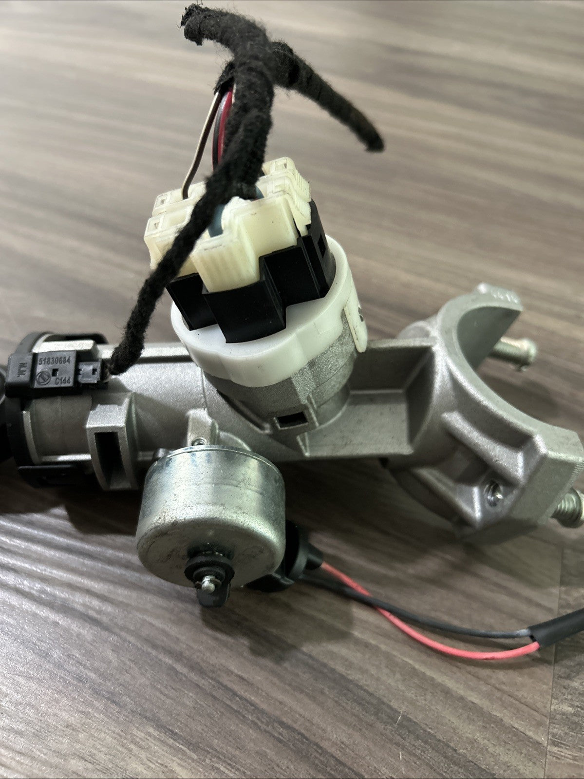 14-21 Dodge ProMaster 3.6L Ignition Switch Assembly with Key OEM P68257356AA