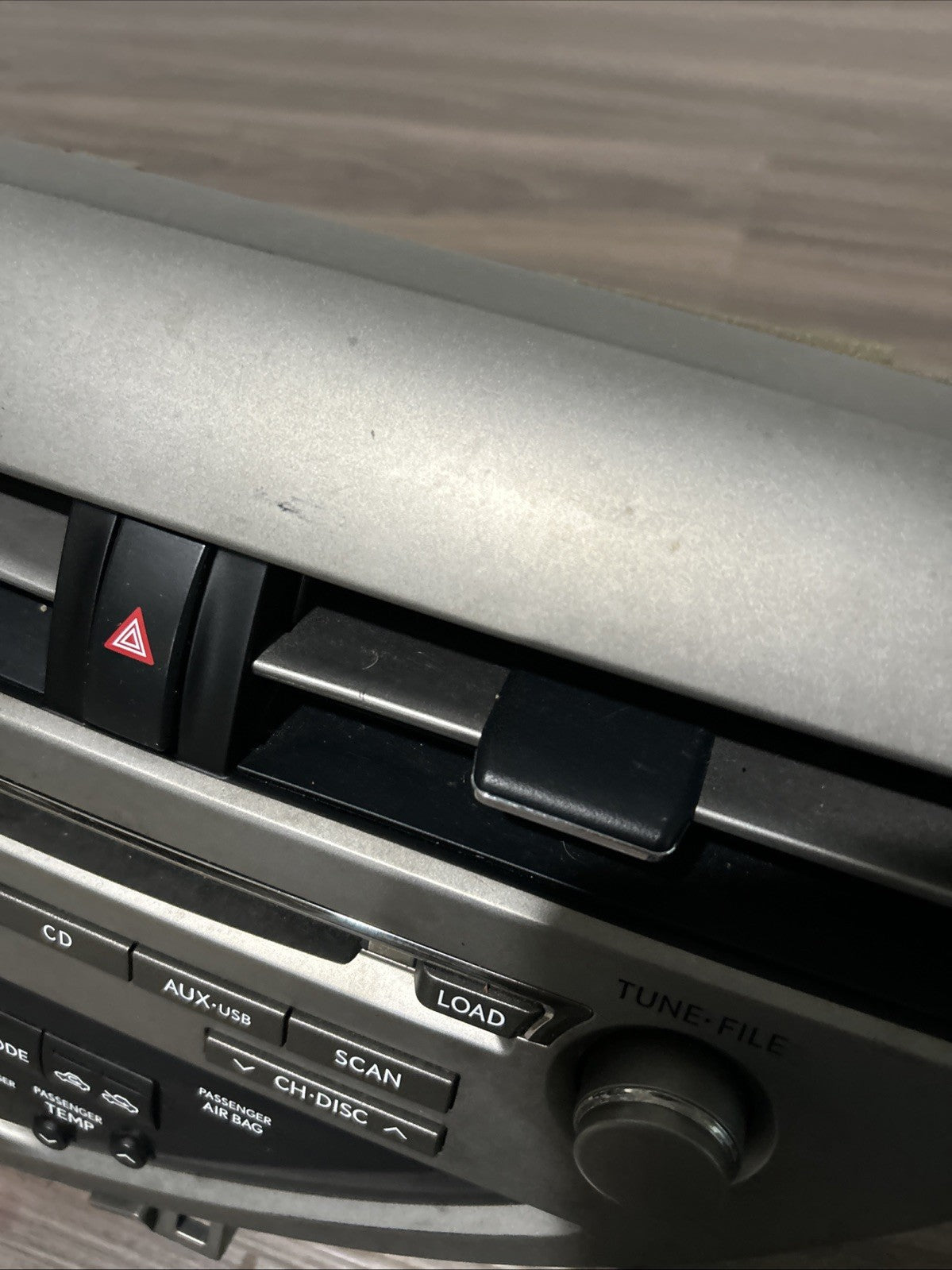 10-11 LEXUS RX350 RX450H STEREO AUDIO RADIO 6 CD PLAYER CHANGER 86120-OE300