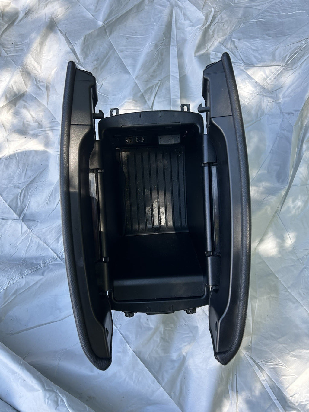 BMW X5 F15 CONSOLE STORAGE TRAY BOX & ARMREST ARM REST LID COVER OEM 2014-2018💎