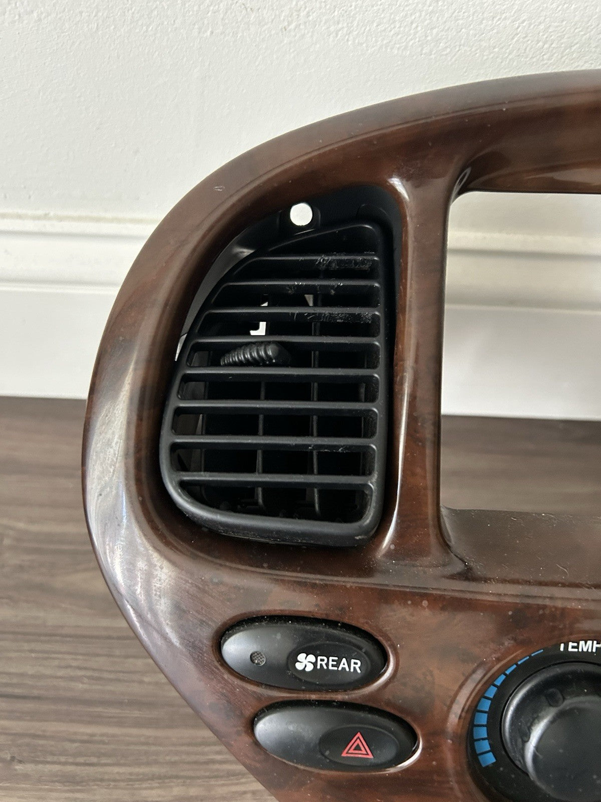 2001-2007 Toyota Sequoia 4x4 Heater Control Knob Switch Panel Radio Bezel OEM