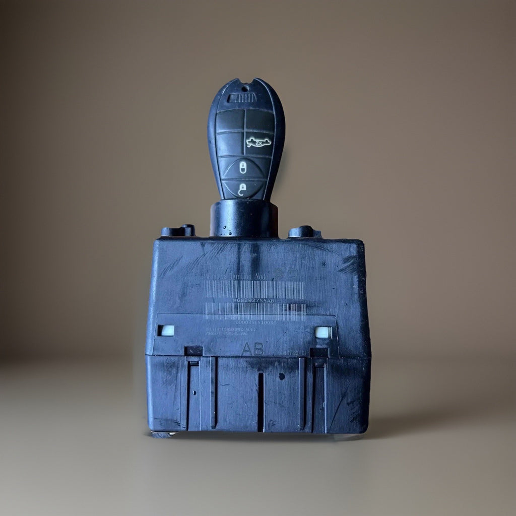 2010 Chrysler 300 WIRELESS IGNITION NODE RECEIVER  P68292755AB