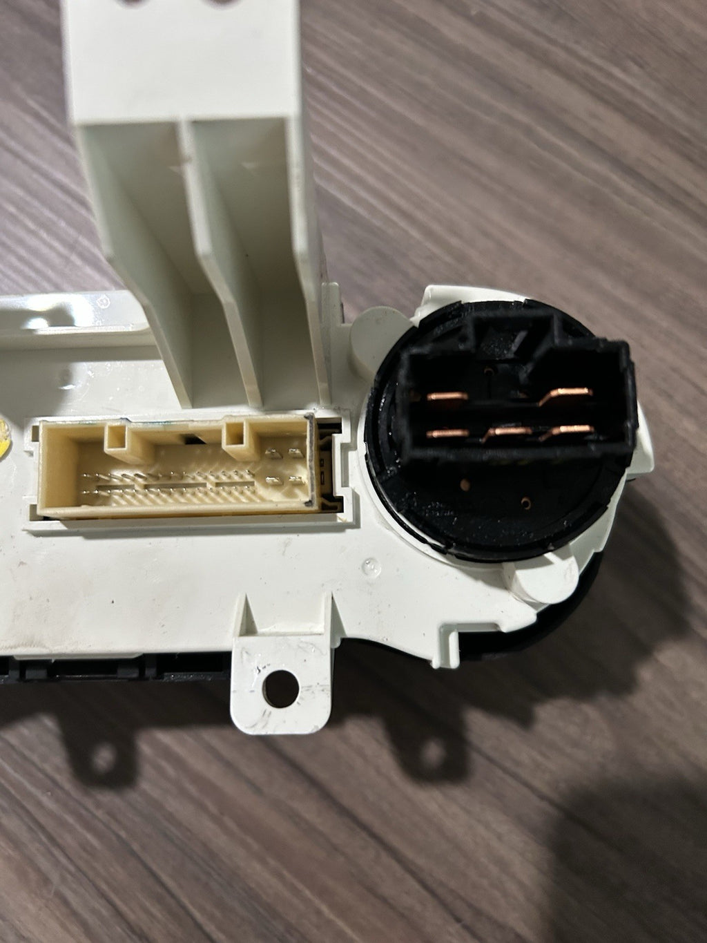 2010 2013Hyundai Tucson A/C Heater Temperature Climate Control 97250-2S021