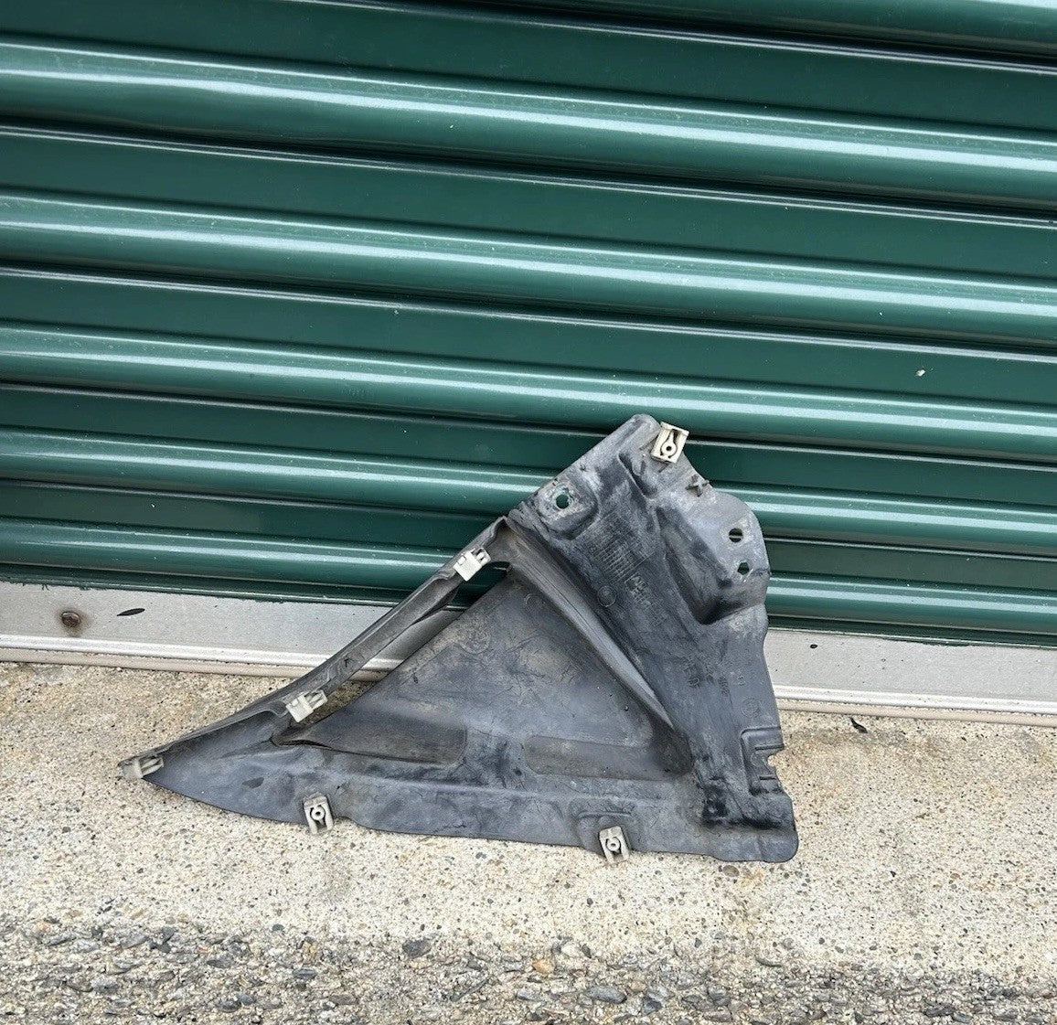 FRONT Right PASSEN FENDER LINER SPLASH SHIELD 7304046 BMW F15 X5 (2014-2018) OEM