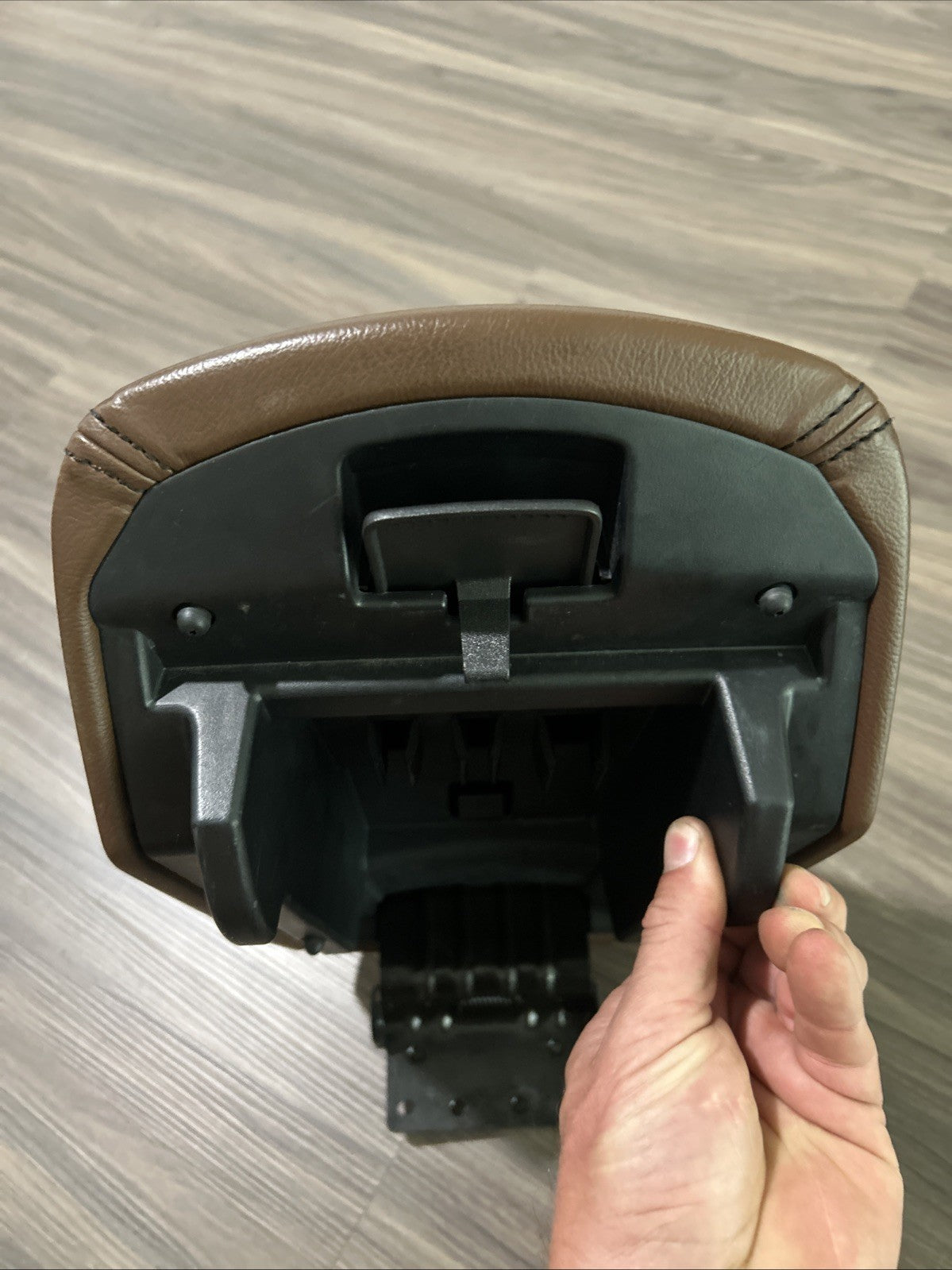 2011-2015 Ford Explorer Center Console Lid Armrest Arm Rest Brown Leather OEM