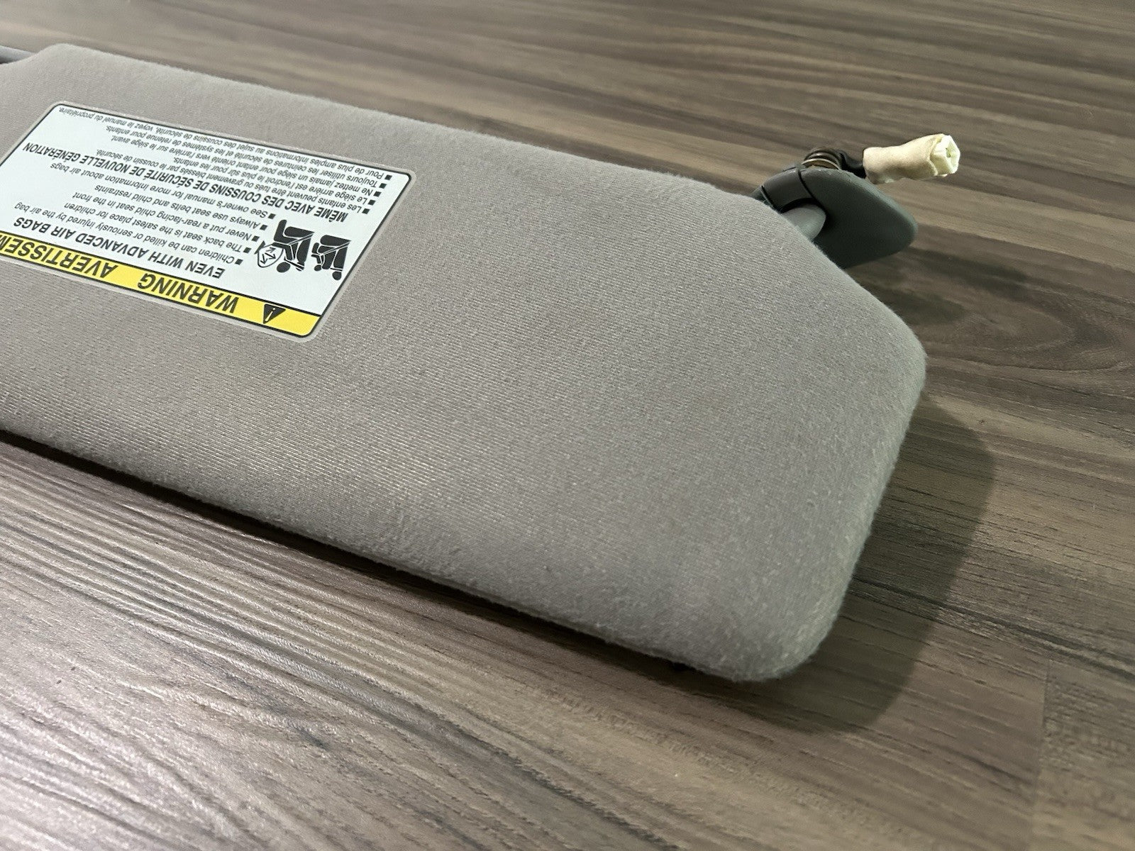 2004-2008 Toyota Solara Driver & Passenger Side Sun Visor Pair Gray