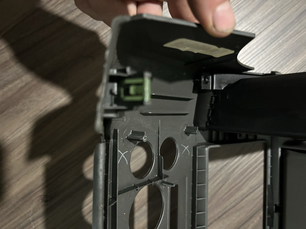 05 06 07 Nissan Pathfinder Radio Navigation Climate Control Console Bezel Trim