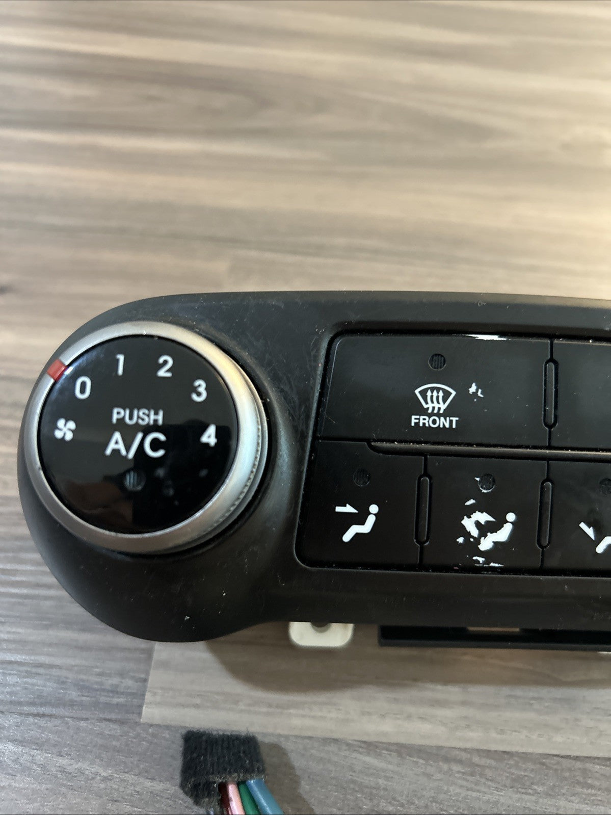 2014 2015 Hyundai Tucson A/C Heater Temperature Climate Control 97250-2S020