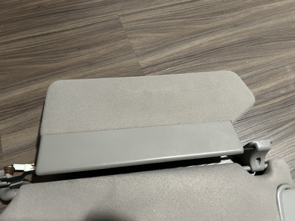 2000-2006 Toyota Tundra Sequoia DRIVER PASSENGER Left Right Sun Visor  OEM Gray