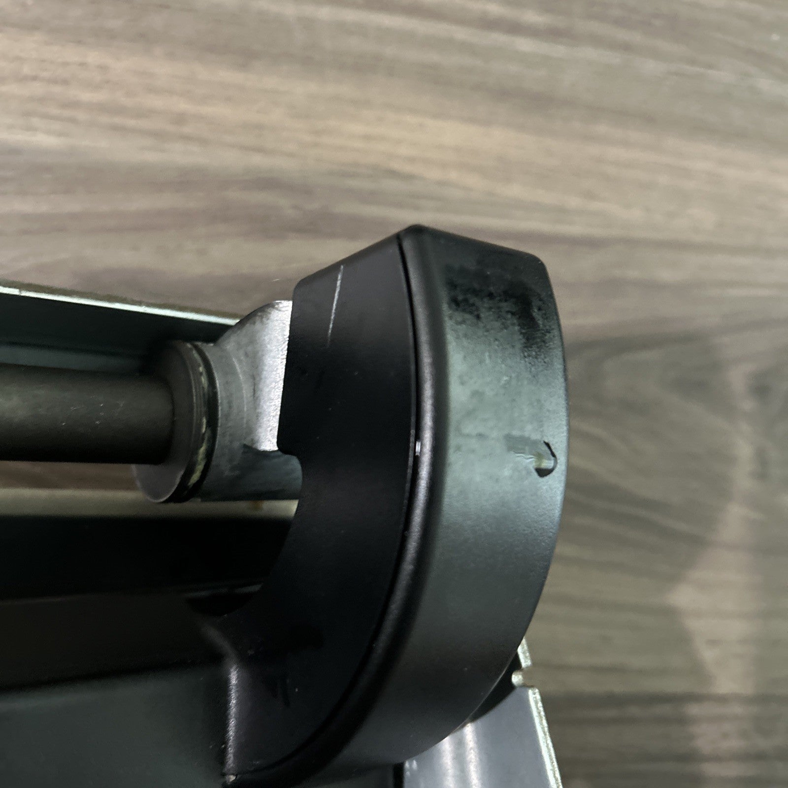 2011-2018 Volkswagen Touareg CENTER CONSOLE LID ARM REST DUAL MIDDLE OEM LEATHER