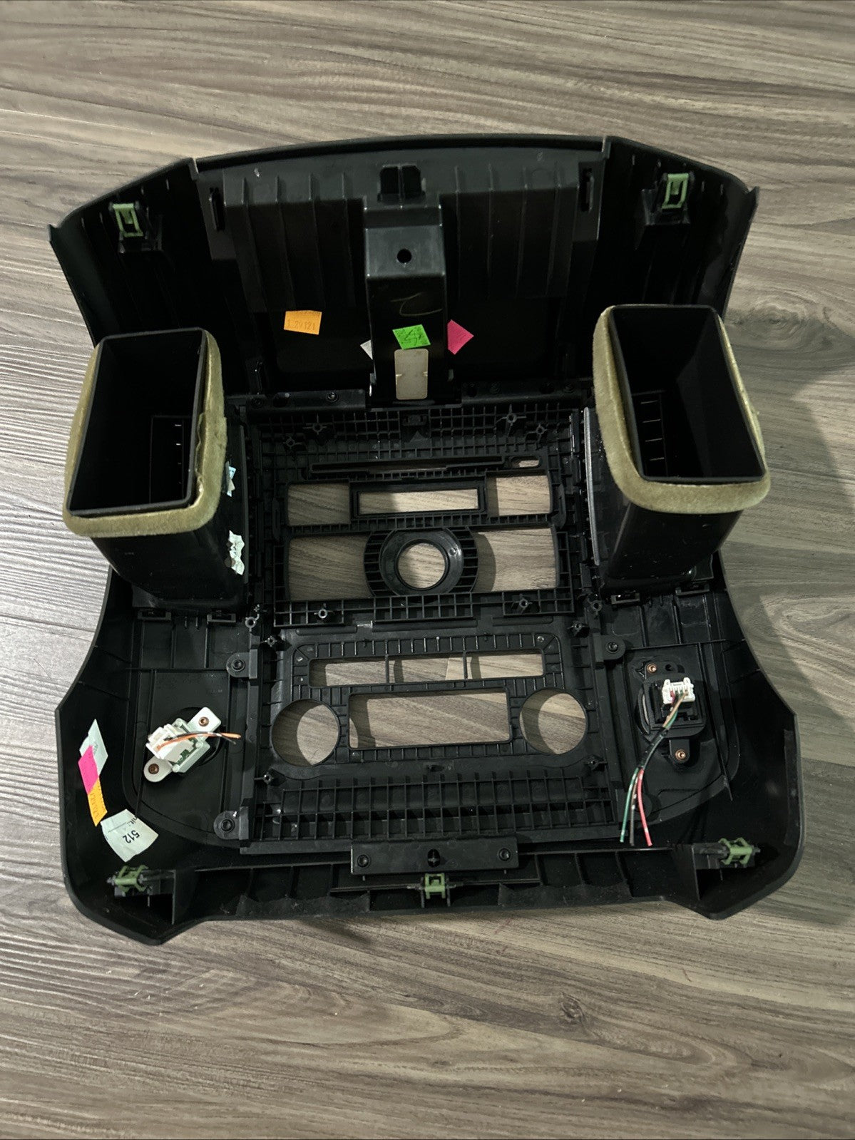 09-12 NISSAN XTERRA FRONTIER CENTER DASH RADIO VENT BEZEL TRIM OEM 68259 ZL01