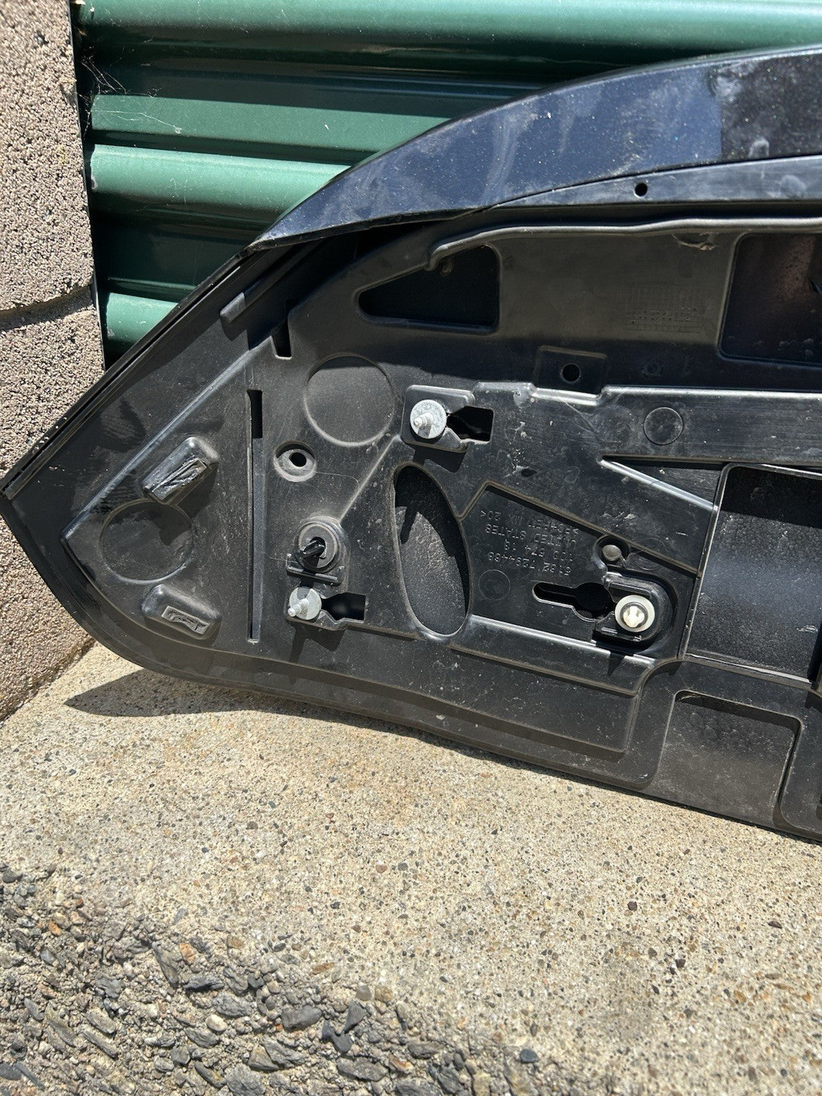 2014–2018 BMW X5 F15 Tailgate Spoiler w/ 3rd Brake Light OEM – Black 475M