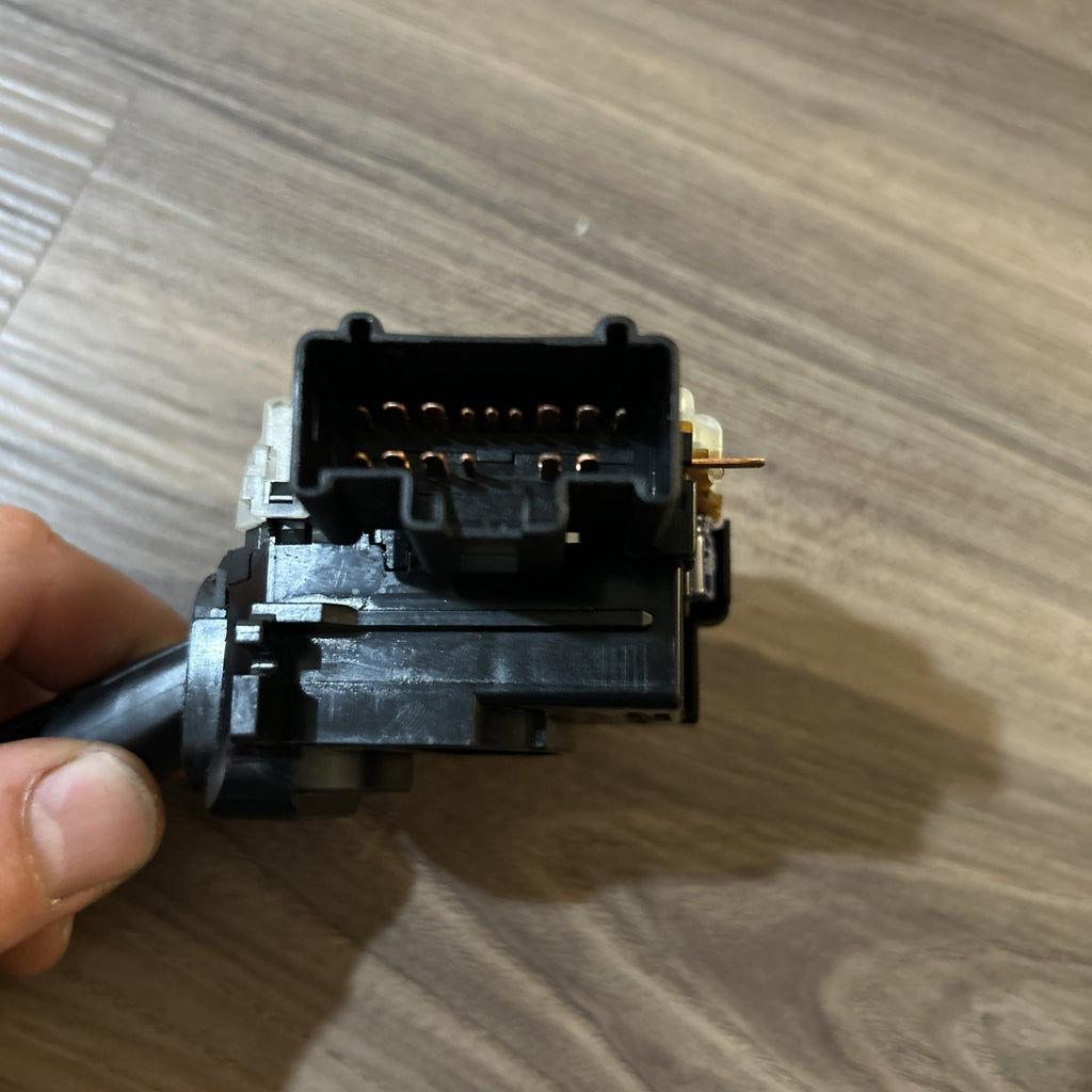 2001-2007 TOYOTA SEQUOIA INTERMITTENT WIPER SWITCH W/ REAR CONTROL OEM