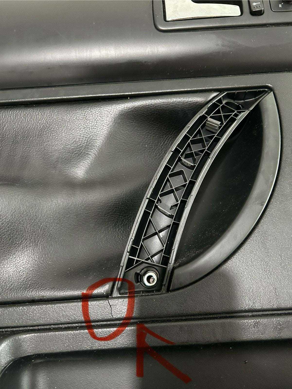 1998-2010 VW Volkswagen New Beetle Cloth HARDTOP Door Panel Set OEM BLACK