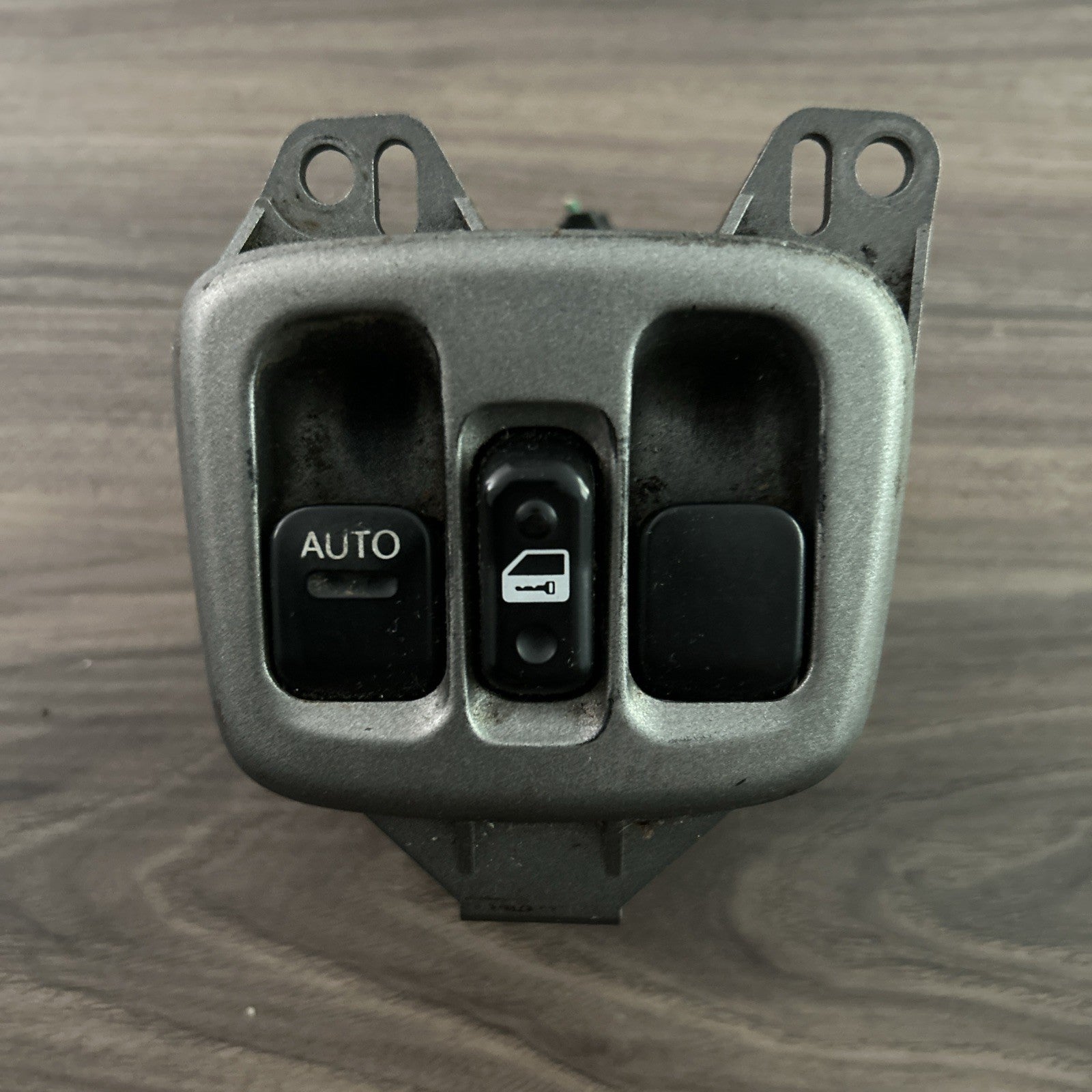 00-05 Toyota Celica Power Master Window Switch Unit 517012 517013 84802-20400