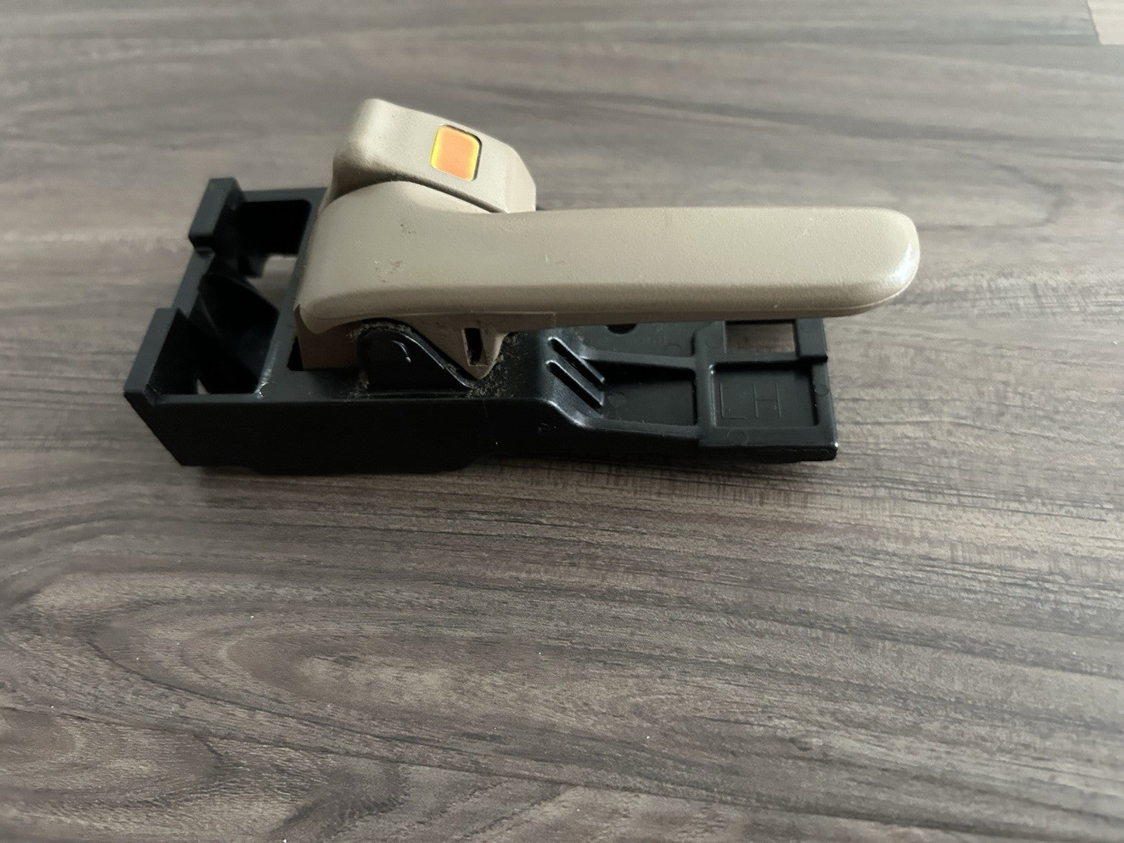 2000-2007 Toyota Tundra Interior Door Handle Front Left Driver 69274-ac010