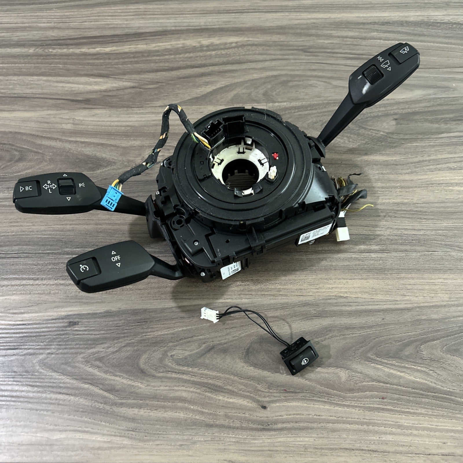 ✅07-13 OEM BMW E89 E90 E92 E93 328 335 Clock Spring Steering Angle Sensor Heated