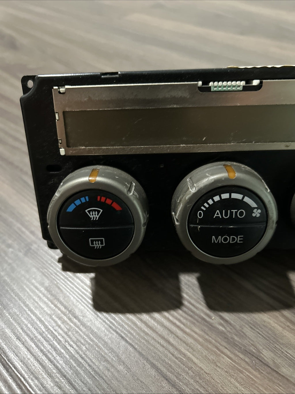 05 06 07 Nissan Pathfinder Temperature Climate Control Heat A/C Dash 27500EA51A