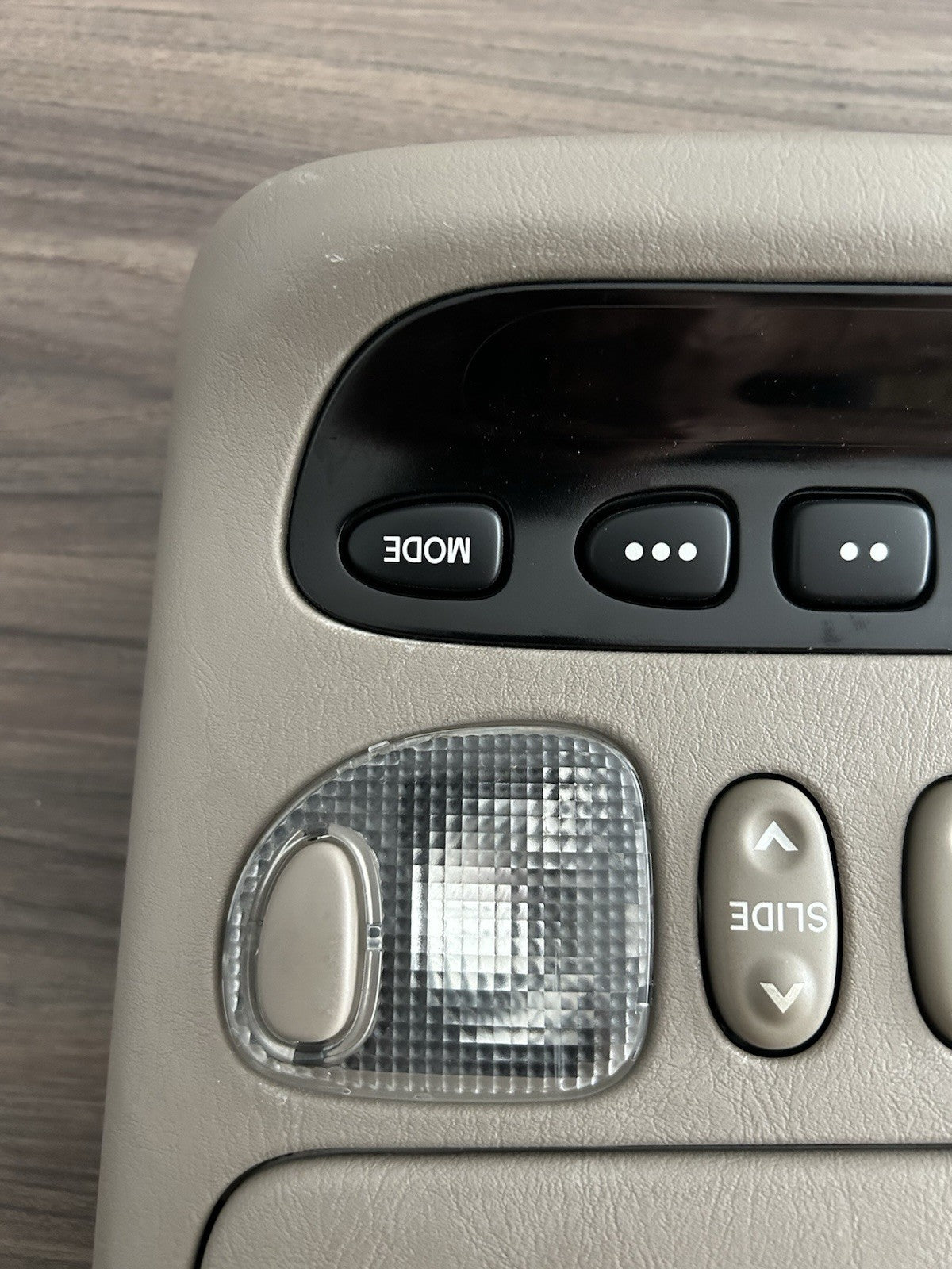 2001  - 2007 Toyota Sequoia Overhead Console Dome Light  Original OEM