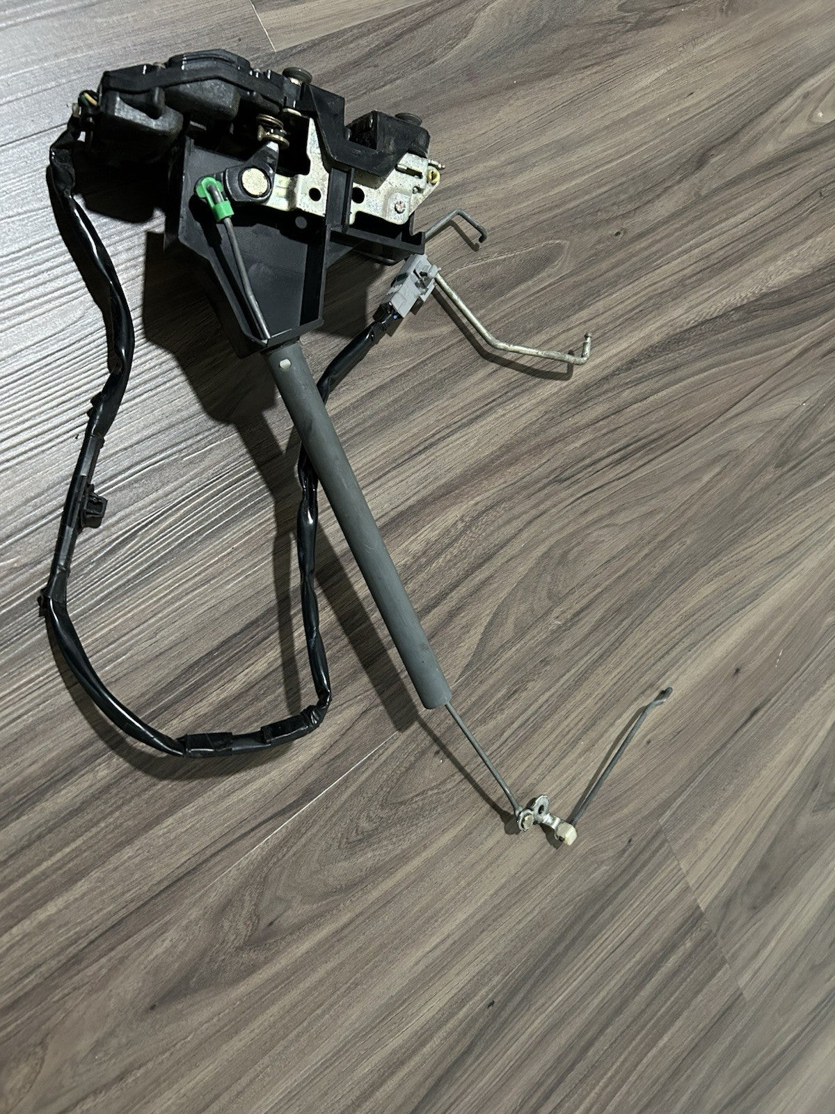 1995-1999 Toyota Avalon Front Driver Door Latch Lock Actuator OEM