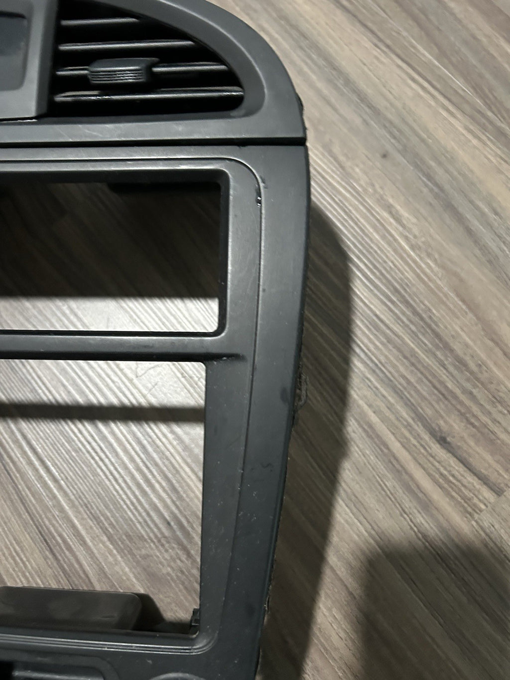 01-04 Nissan Pathfinder BLACK Center Dash Radio Bezel Trim Panel Vents Clock OEM