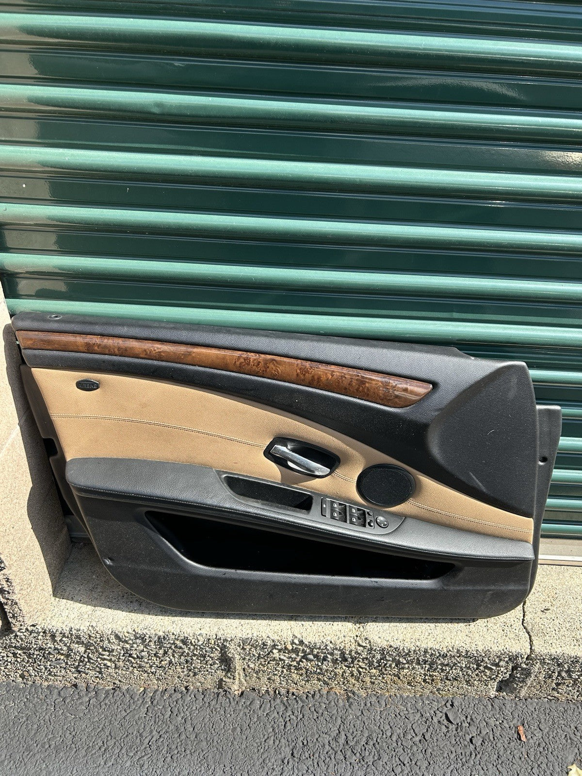 BMW E60/E61 5-Series Front Left Driver Door Panel Dakota Naturbraun OEM