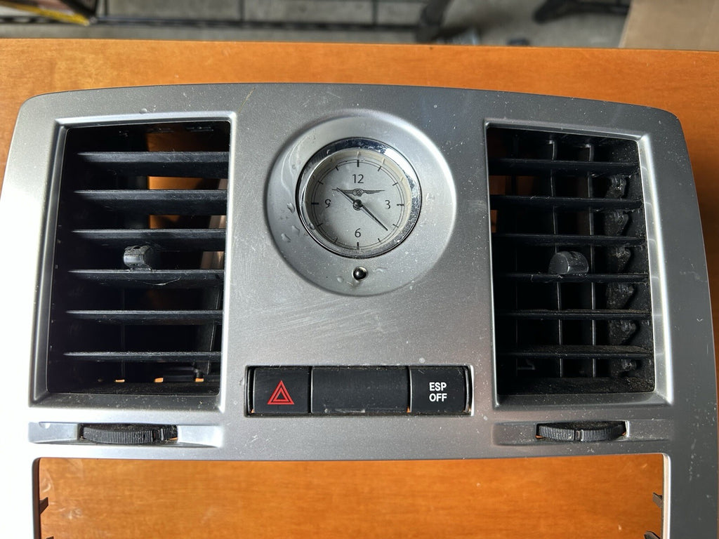 2008 2009 2010 Chrysler 300 Dash Heater A/C Climate Control Radio Panel H1696 DG