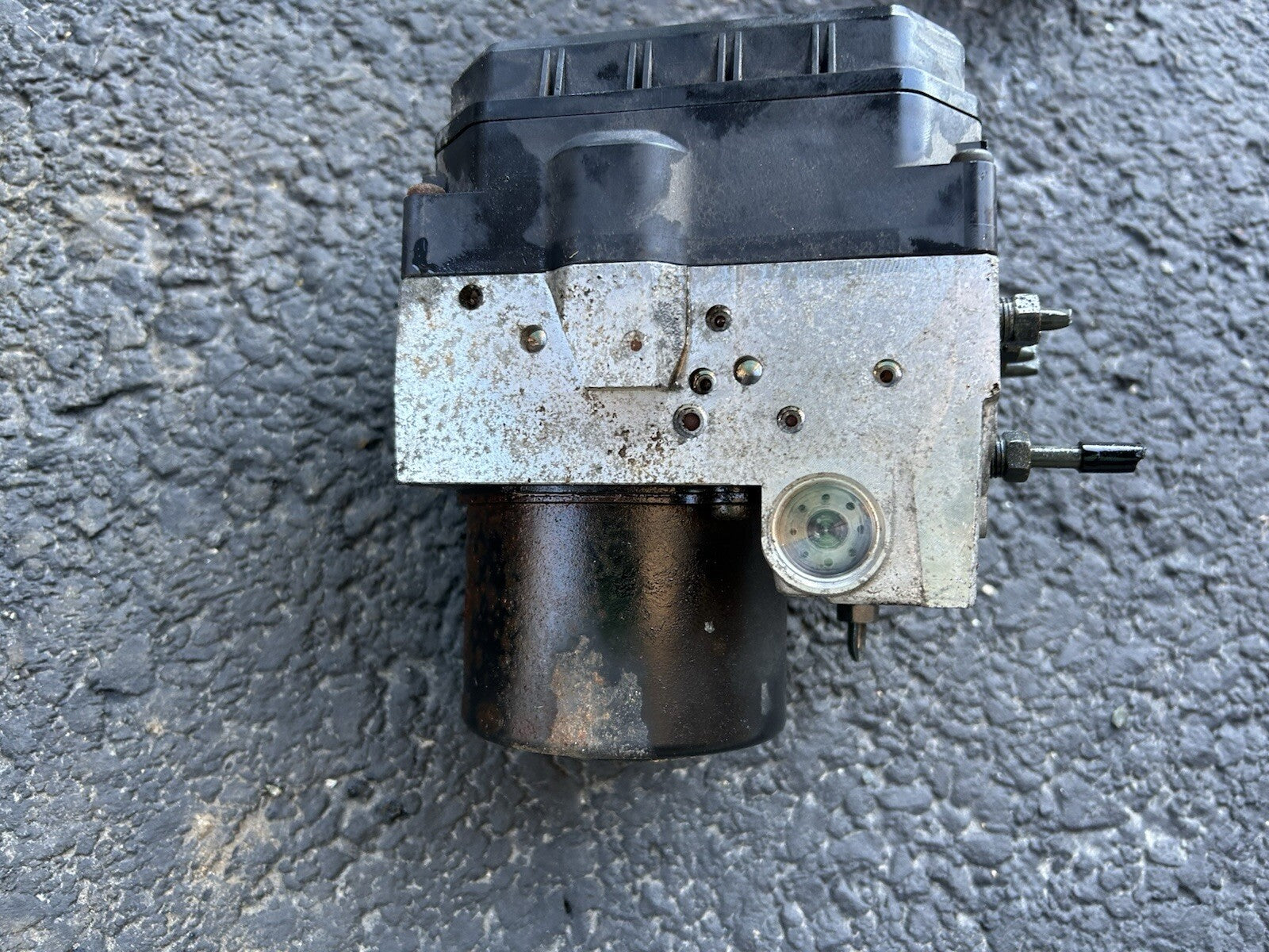 2004-2008 Toyota Sienna Abs Pump Control Module 44540-08040 OEM