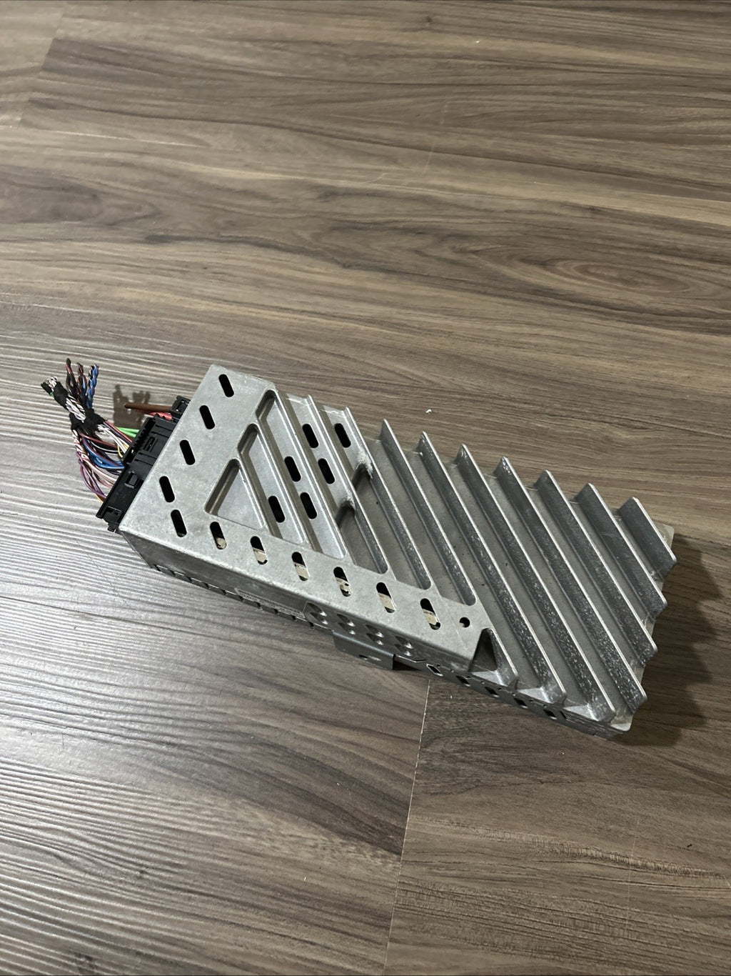 12-17 BMW F01 F02 F06 F10 F11 F12 F13 M5 M6 AMPLIFIER AMP AUDIO HARMAN BECKER