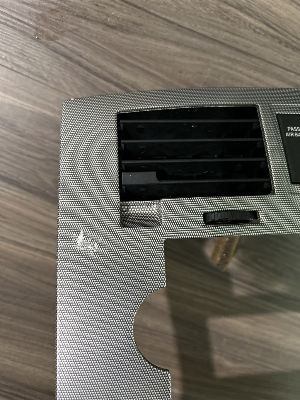 05-07  Dodge Dakota Center Dash Radio Bezel Heater A/C Vents Trim Carbon Fiber