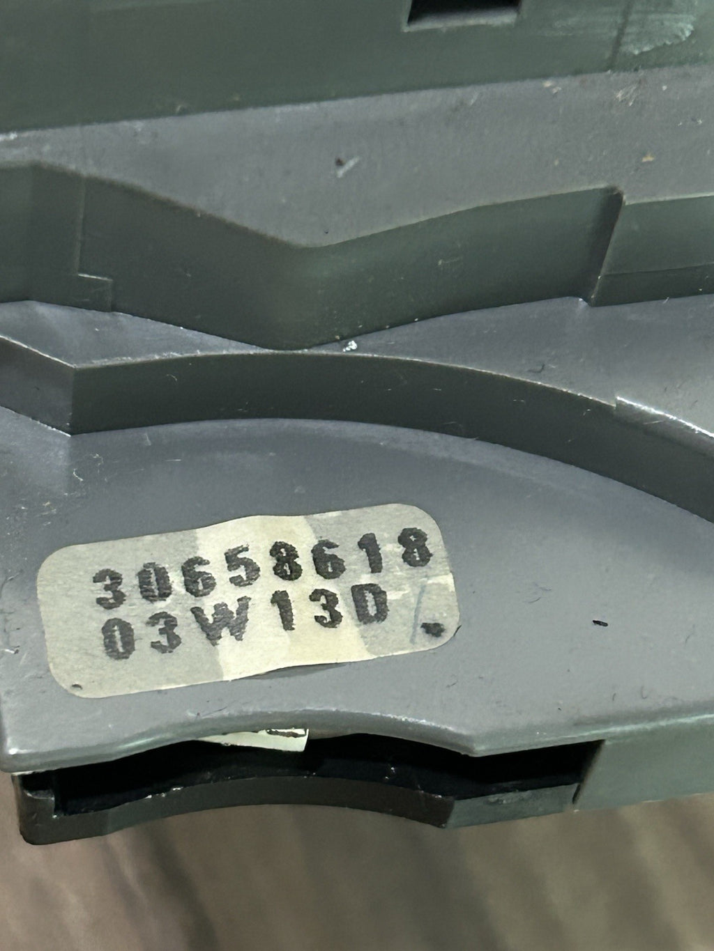 Volvo S60 S80 V70 XC70 XC90 turn signal computer high beam SWITCH 03 04 30658618