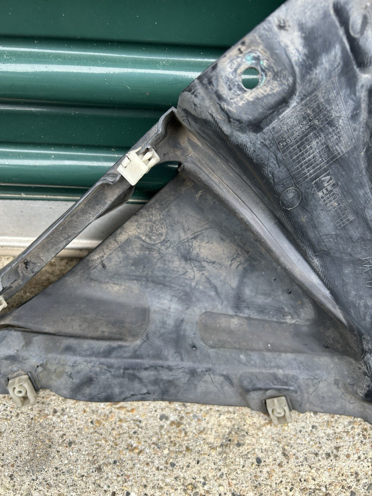 FRONT Right PASSEN FENDER LINER SPLASH SHIELD 7304046 BMW F15 X5 (2014-2018) OEM