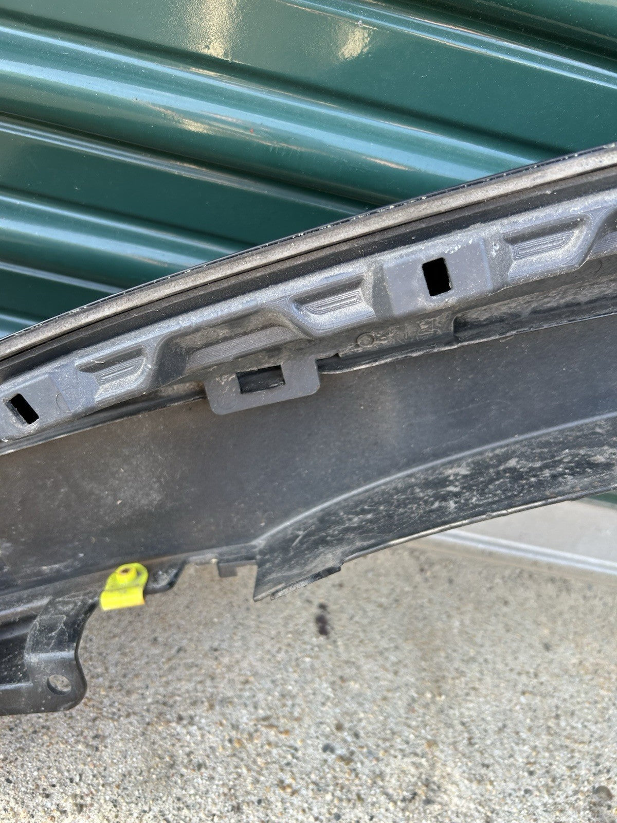 03-09 LEXUS GX470 FRONT RIGHT  FENDER FLARE TRIM MOLDING COVER BLACK 202