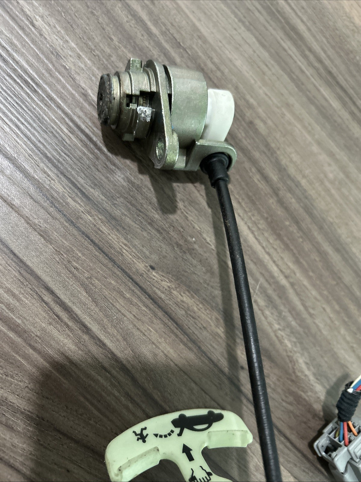 OEM JAGUAR XJ8 XJR VANDEN PLAS 2004-09 REAR TRUNK LID LOCK LATCH ACTUATOR MOTOR