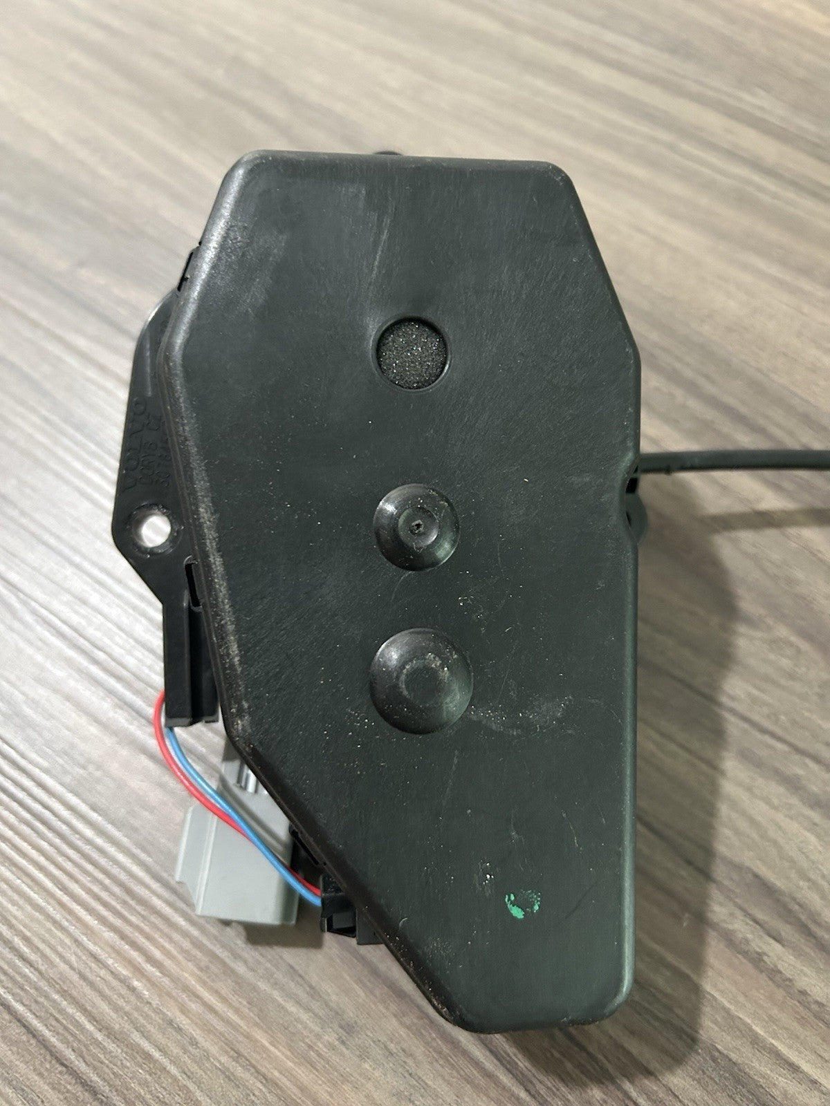 2010-2016 VOLVO XC60 REAR GATE TRUNK LID LOCK LATCH RELEASE CONTROL MODULE OEM