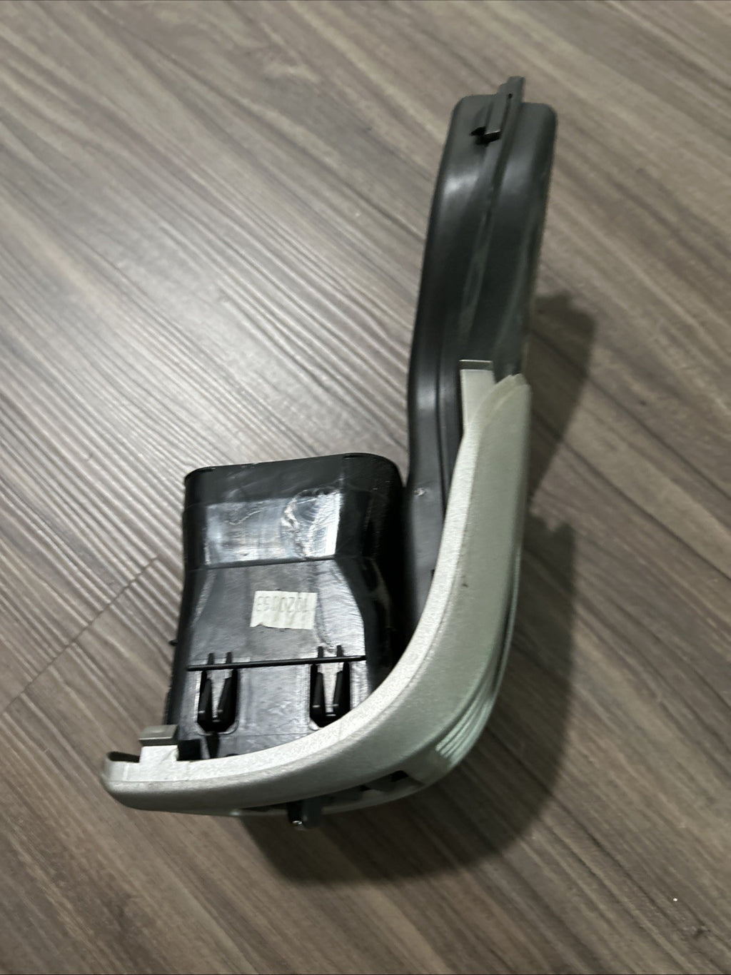 🔥2004-2012 Chevy Colorado GMC Canyon Dash Outer Air Vent RIGHT HAND silver