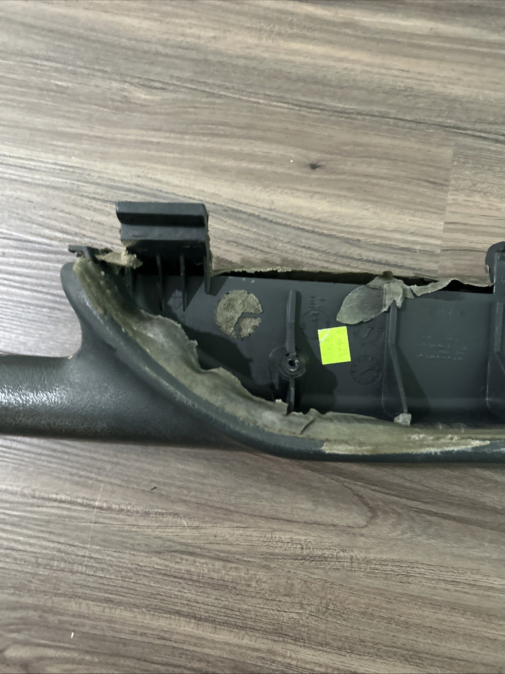 TAHOE SILVERADO ESCALADE YUKON SIERRA DRIVER LH DOOR ARMREST 1999-2002 *GRAPHITE