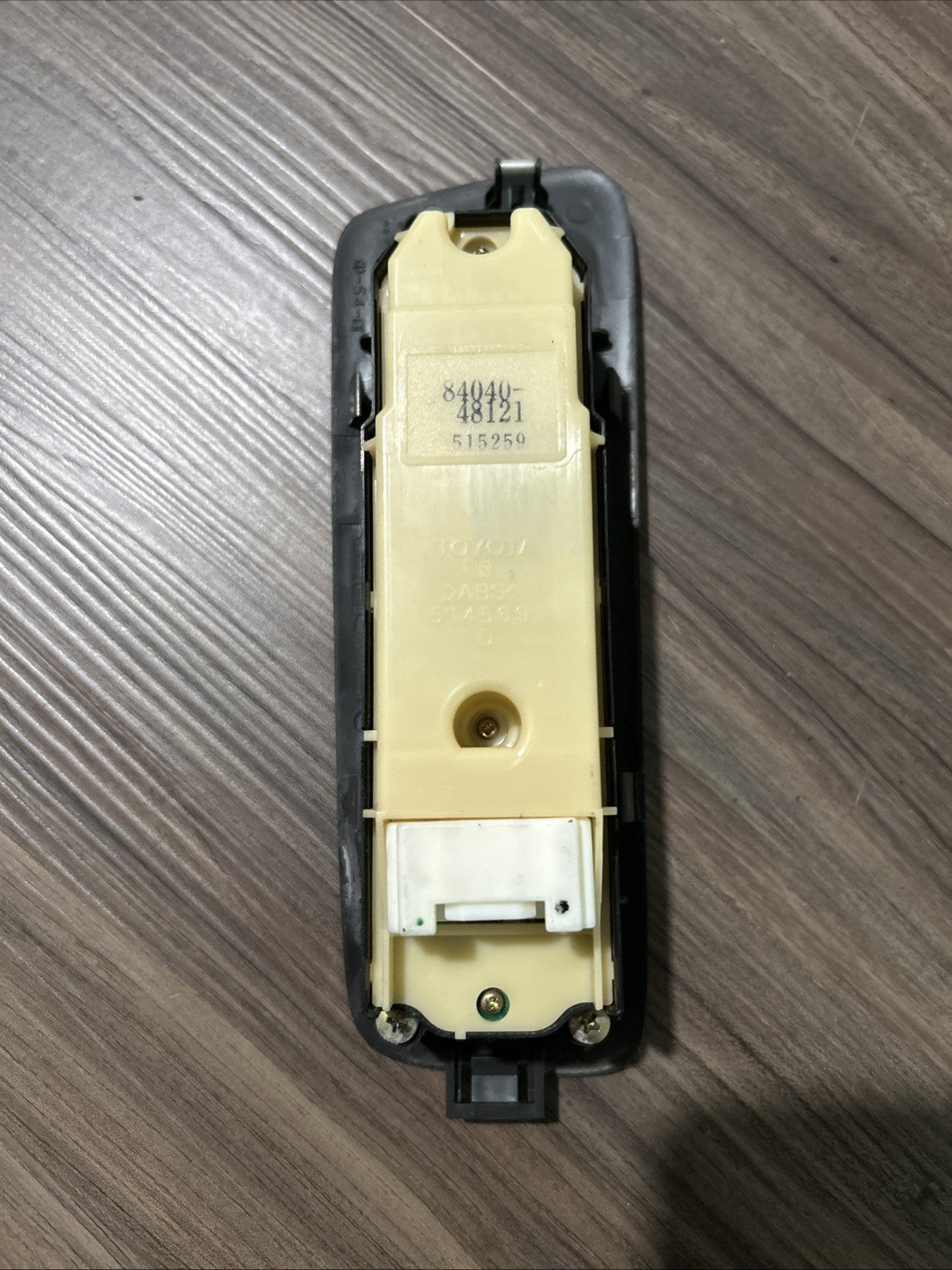 2001-2007 TOYOTA HIGHLANDER POWER MASTER CONTROL WINDOW SWITCH 84040-48121