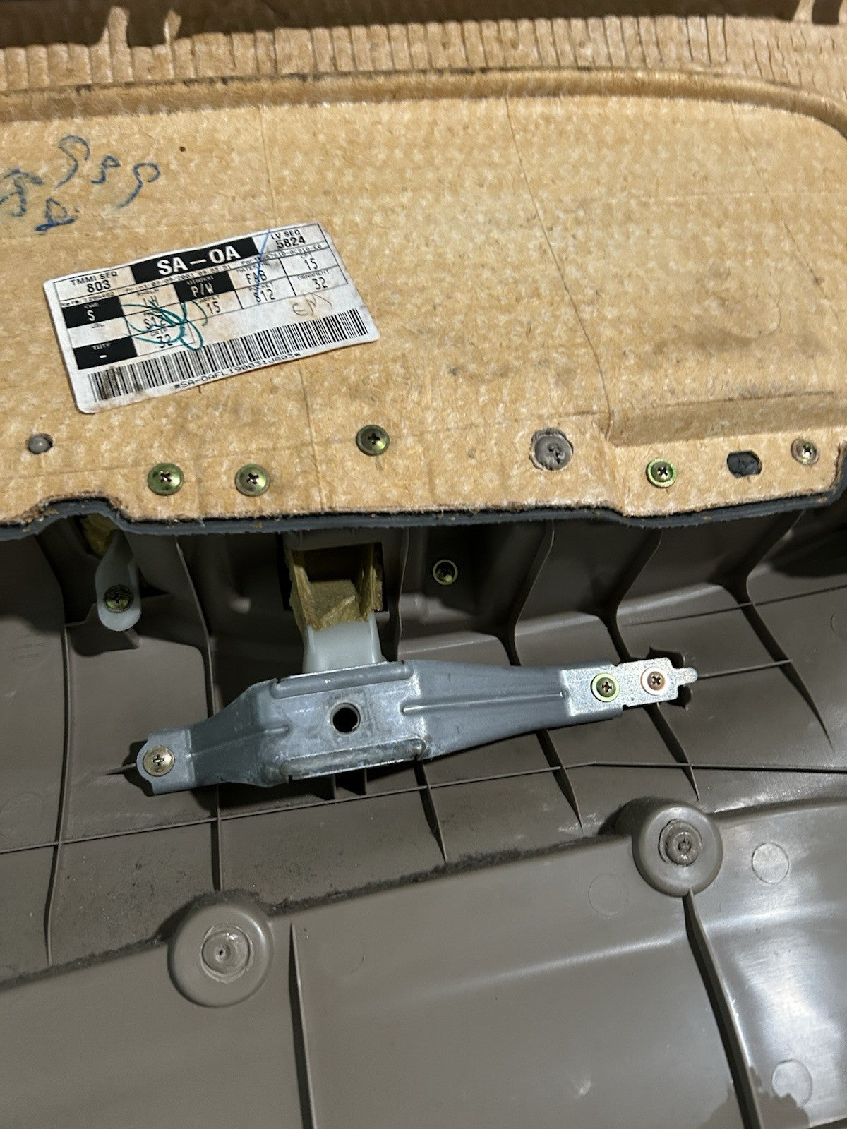 2001 2002 2003 2004 Toyota Sequoia Left Driver  Front Door Panel Trim Tan OEM