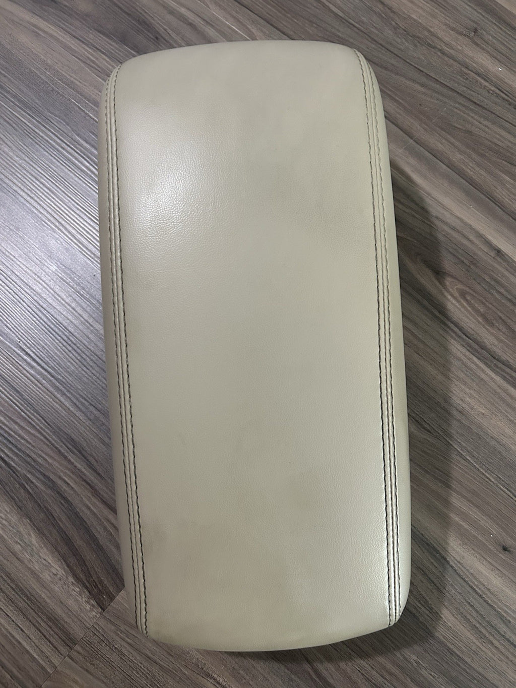 14-21 Grand Cherokee Beige LT Frost Leather Console Arm Rest Armrest Lid Pad OEM
