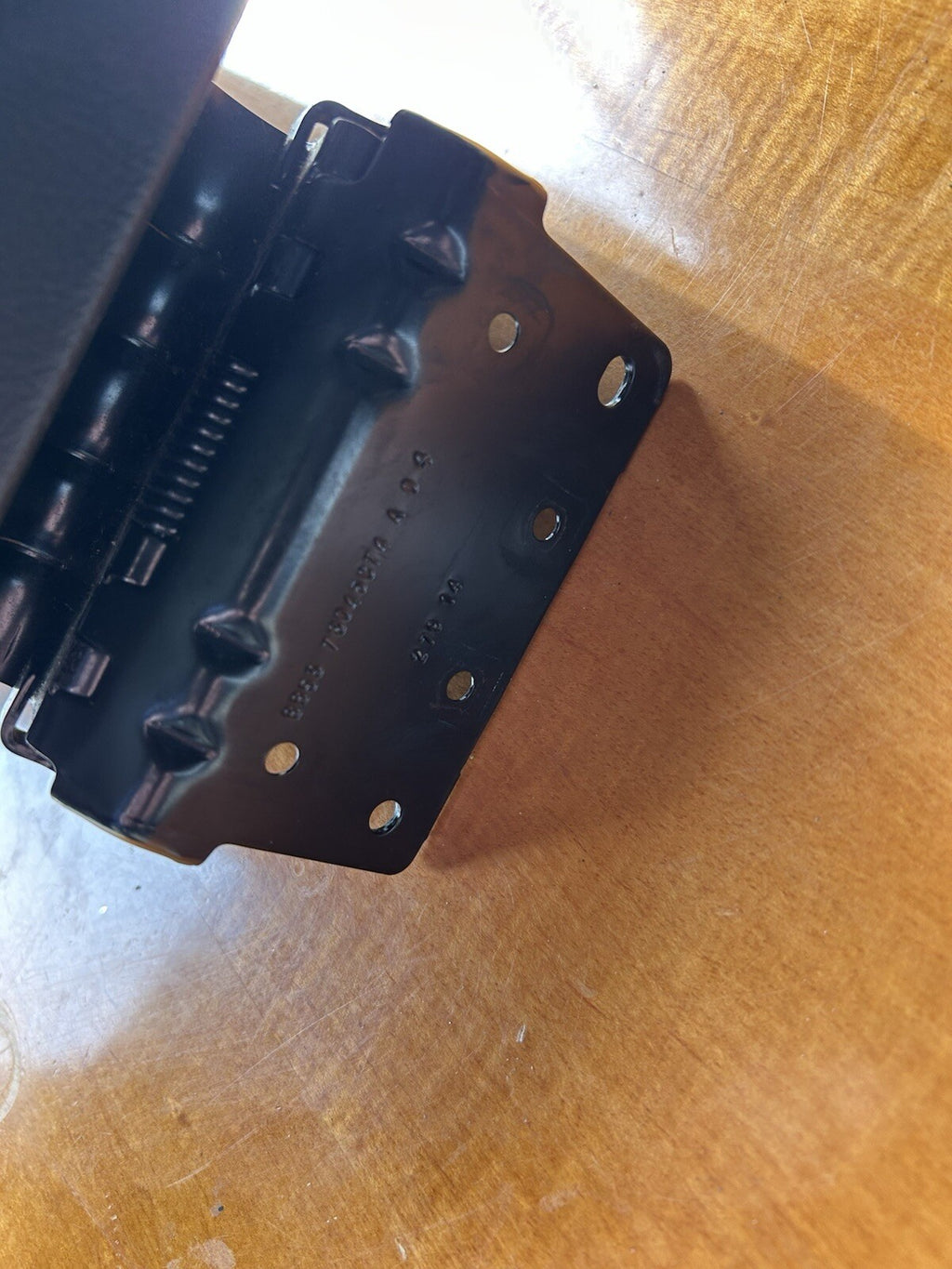 2011-2015 Ford Explorer Center Console Lid Armrest Arm Rest Black Leather OEM