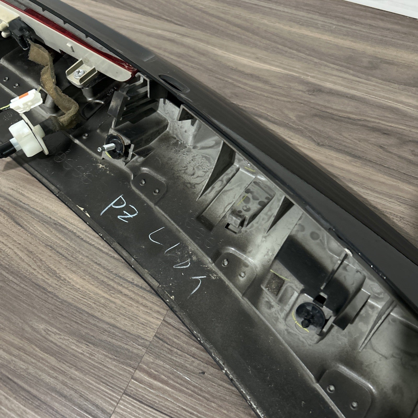 MAZDA CX-9 CX9 REAR LIFT GATE SPOILER THIRD BRAKE LIGHT  2007-2015 OEM Black A3F