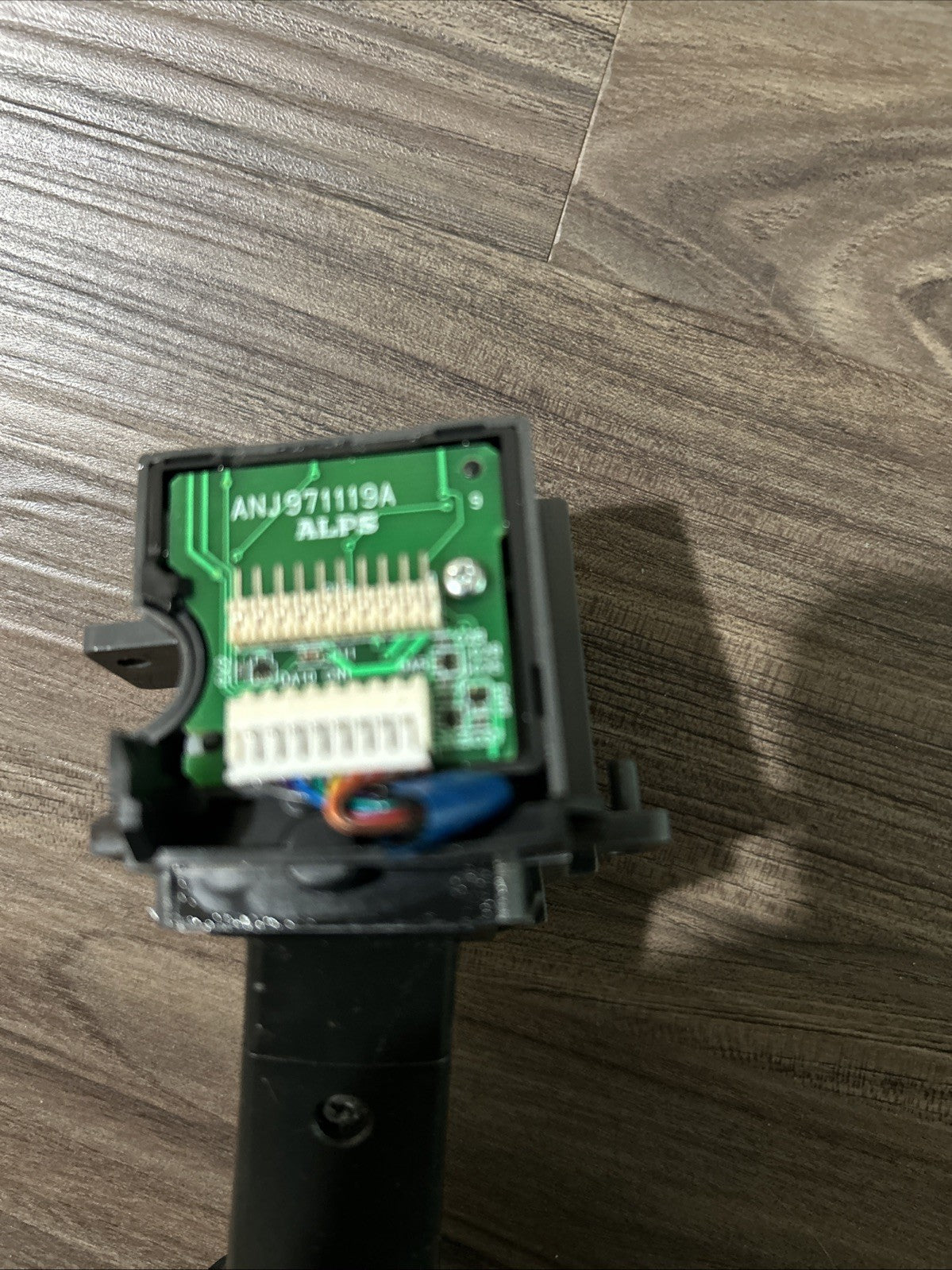 Genuine Volvo S60 S80 Wiper Arm Control Switch Stalk with Silver Trim 30739295