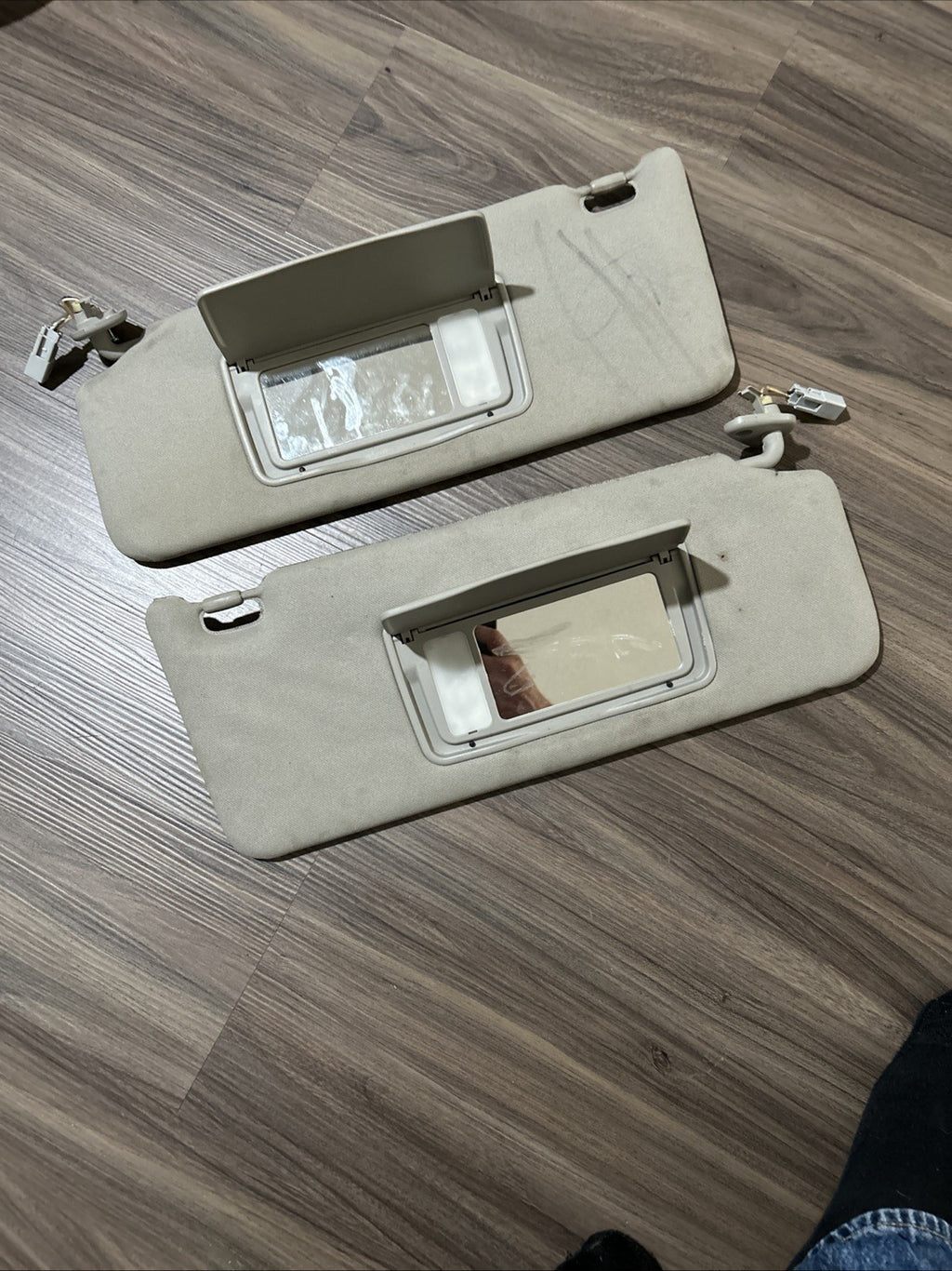 2007-2012 Acura RDX Sun Visor driver & passenger set (taupe / light gray)