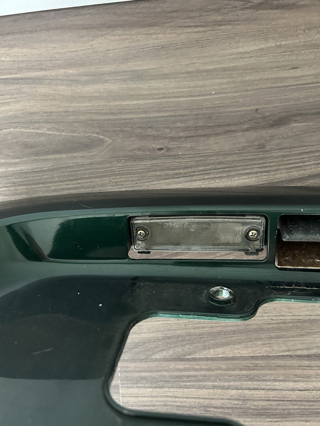 Toyota Sequoia 2001-2007 Rear lift Gate License palte holder latch garnish 6Q7