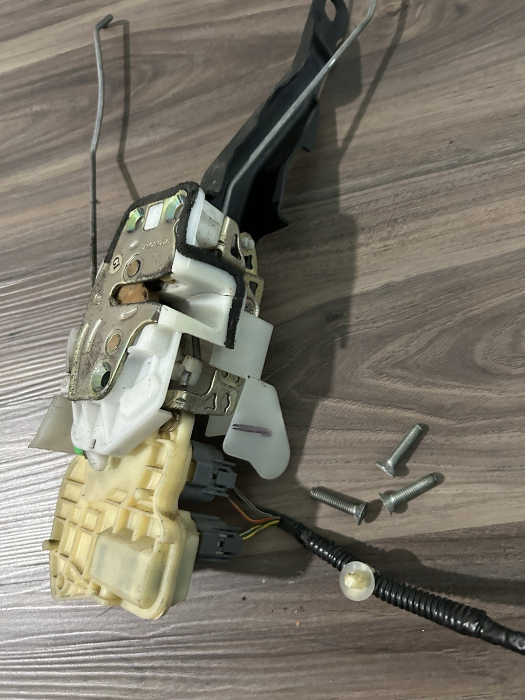 02 - 06 Honda CR-V Driver Front Left door Lock Latch Actuator / OEM / UK S-VIN